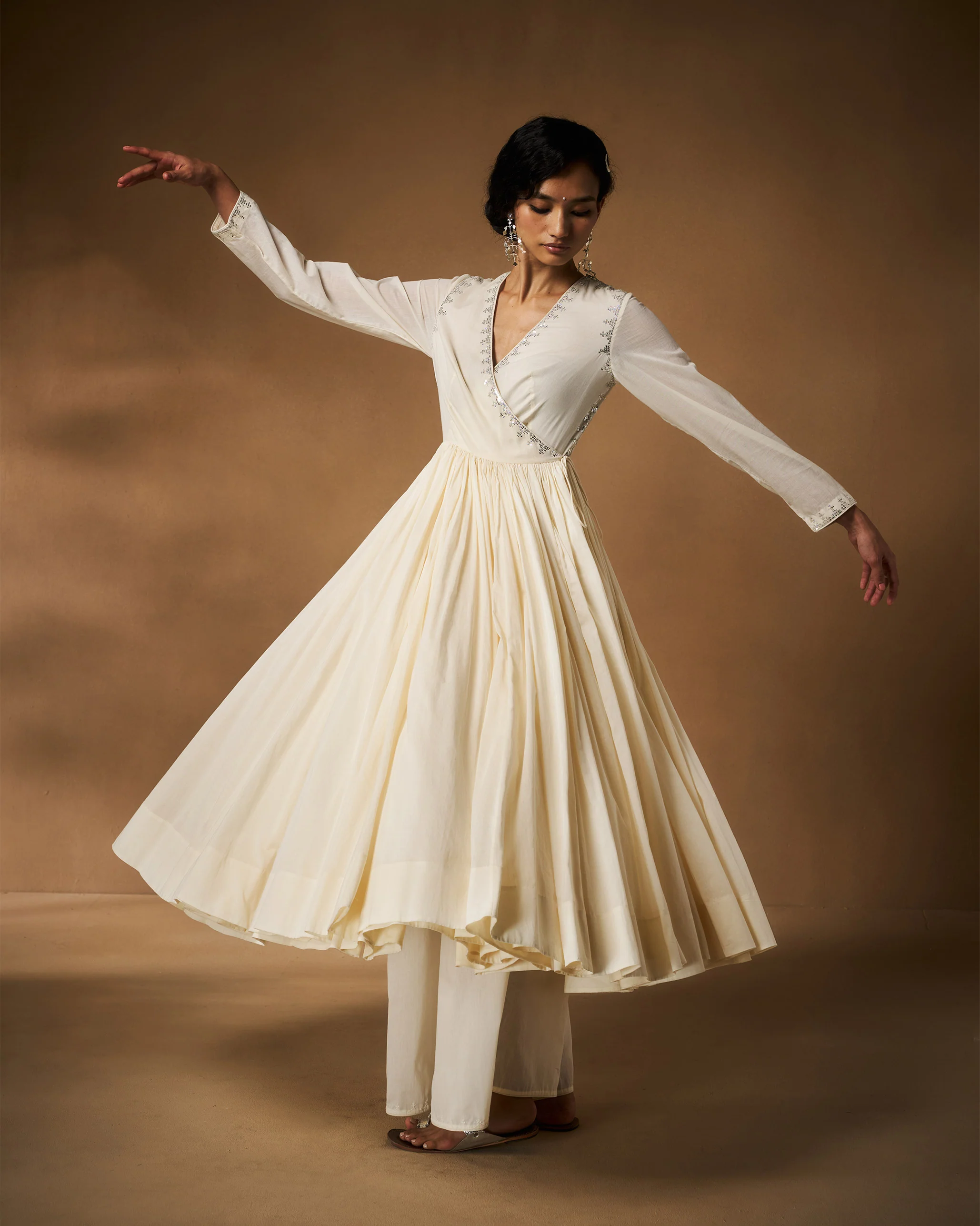 Aafreen Angrakha - Ivory Hand Embroidered - Image 4