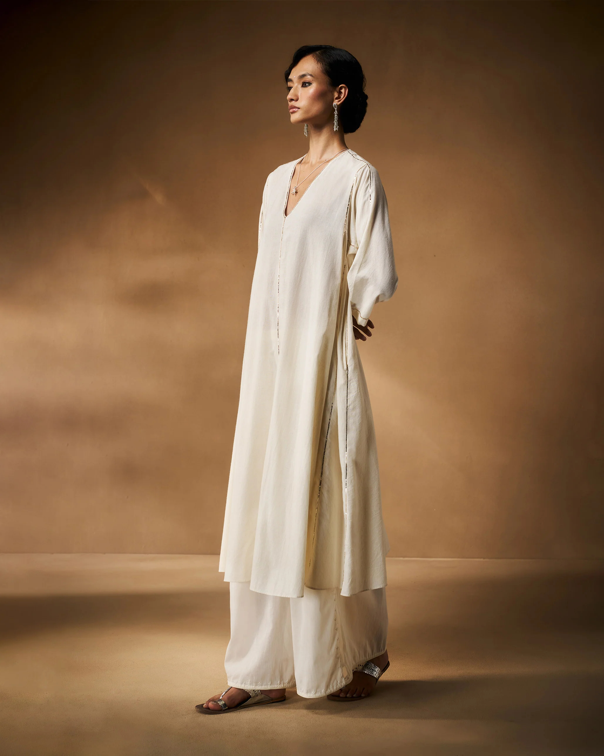 Aheli Kurta - Ivory Hand Embroidered - Image 4
