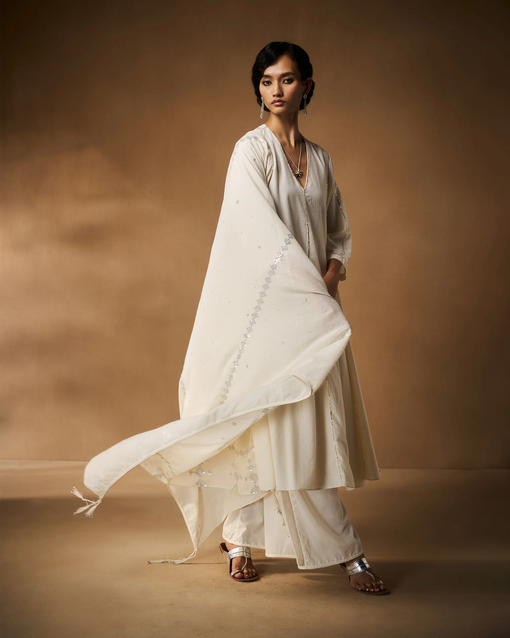 Aheli Kurta - Ivory Hand Embroidered - Image 7