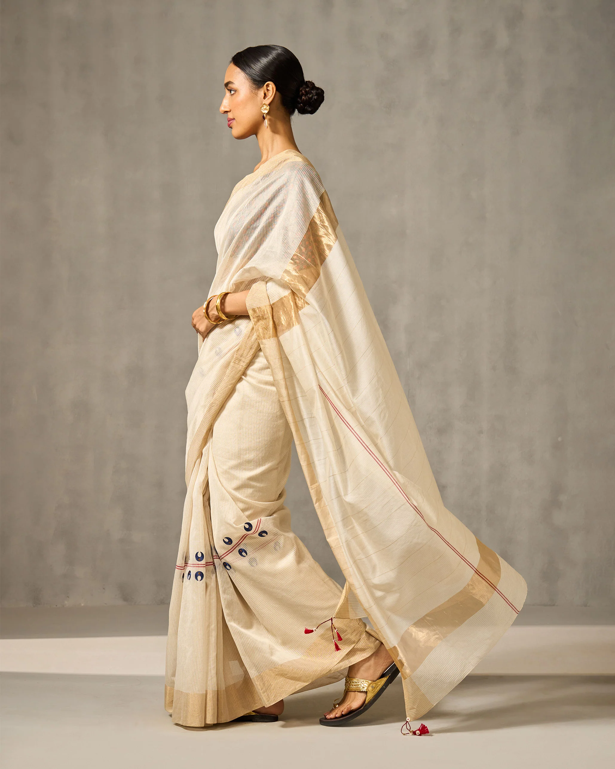 Aheli Sari - Ivory & Gold Checks - Image 2