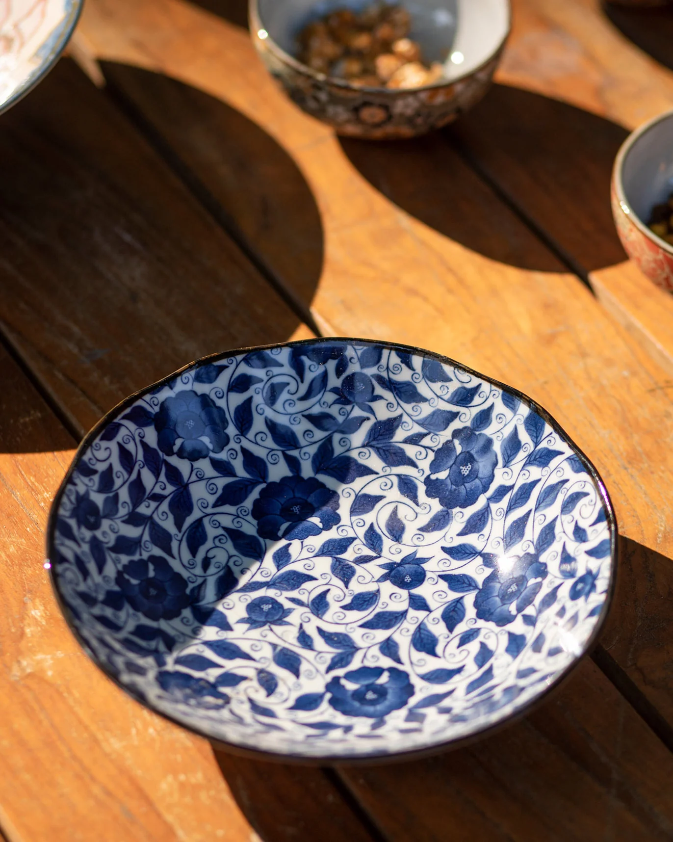 Aiiro Shallow Bowl - Image 2