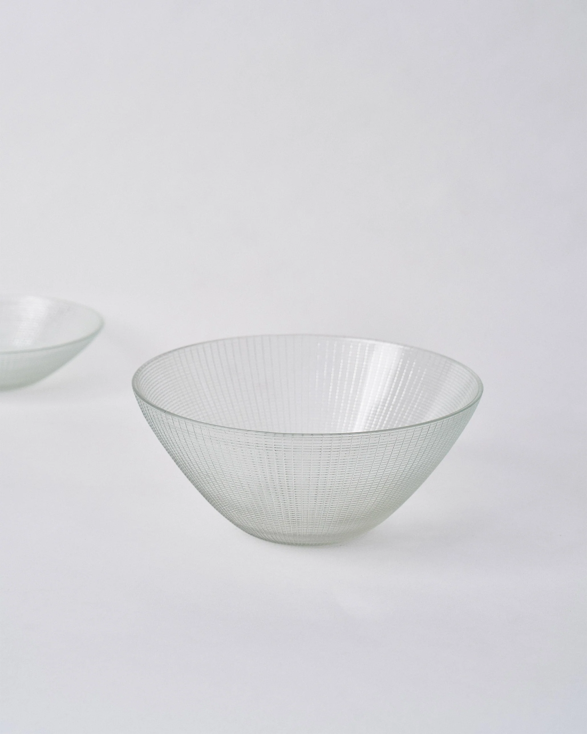 Aire Serving Bowl - Large - Image 3