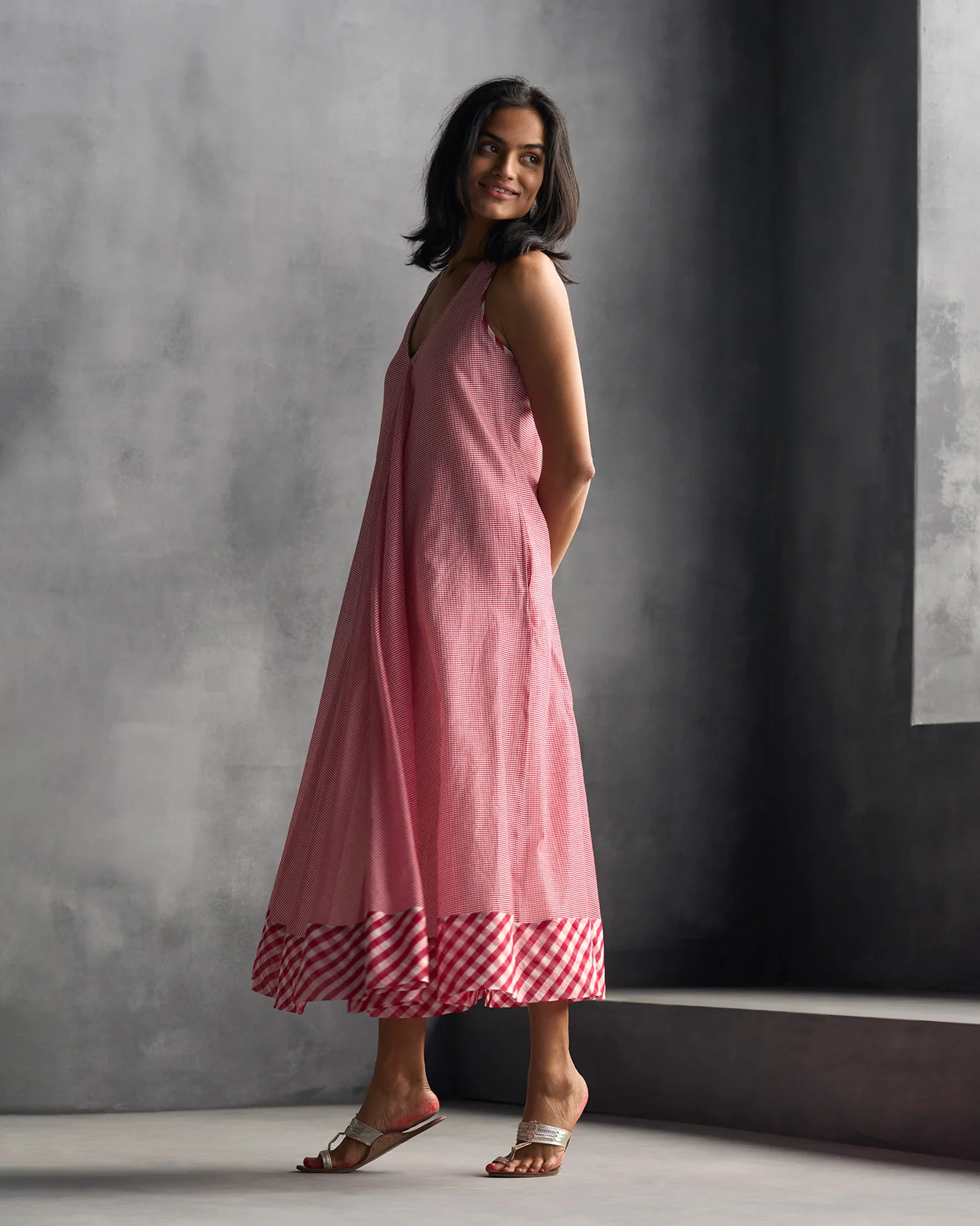 Akira Twistback Dress - Red & White - Image 3