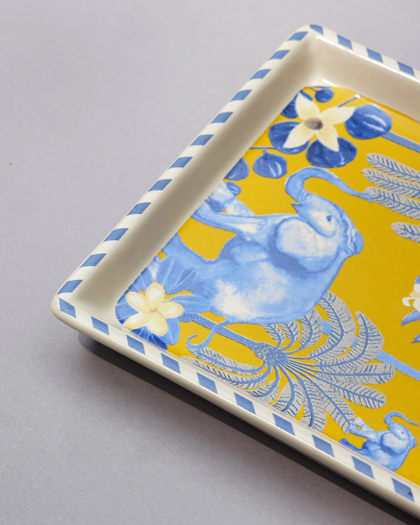 Alam Cookie Tray with Tong - Image 2
