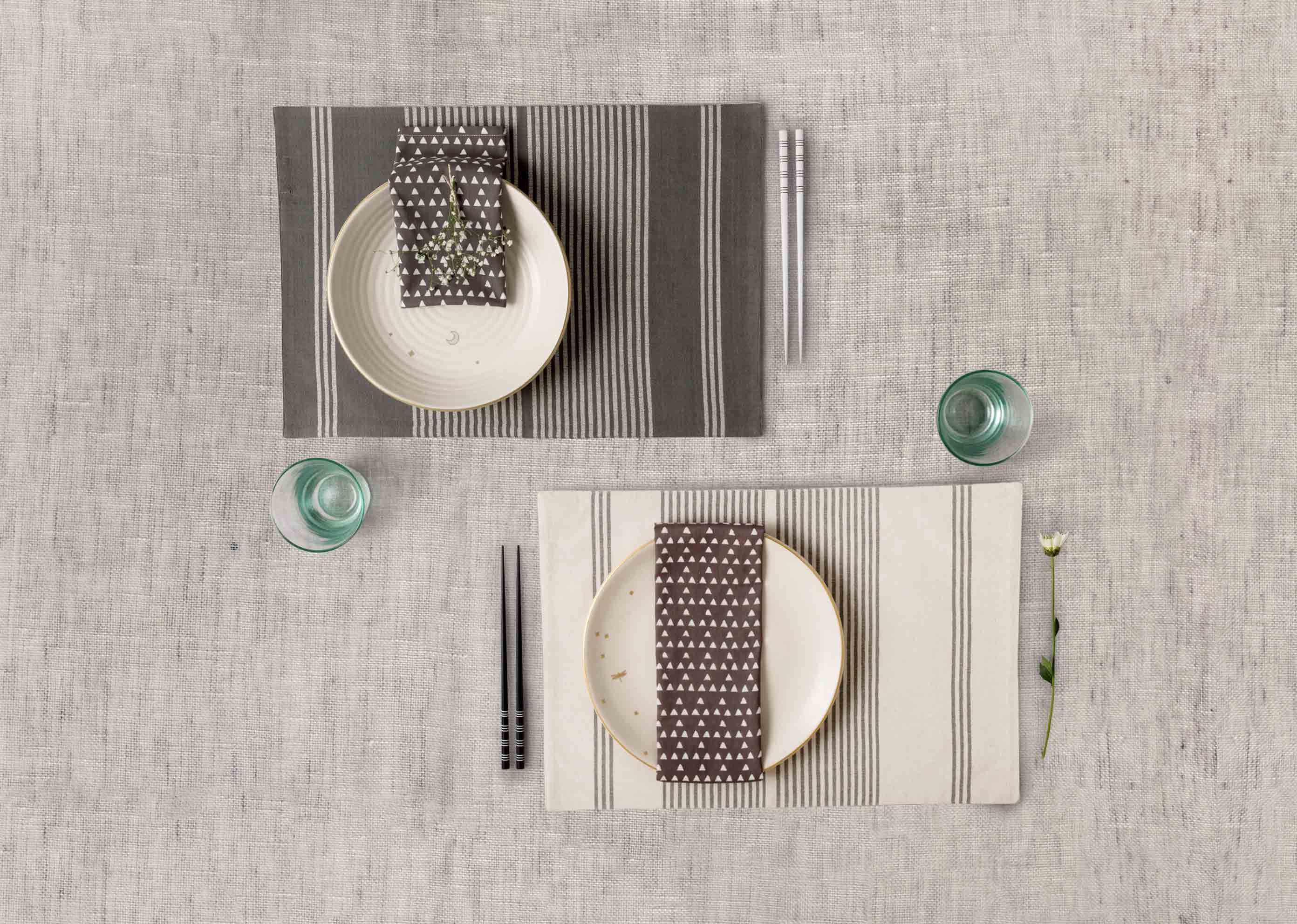 Alleppey Placemat (Set of 2) - Charcoal & Ivory - Image 3