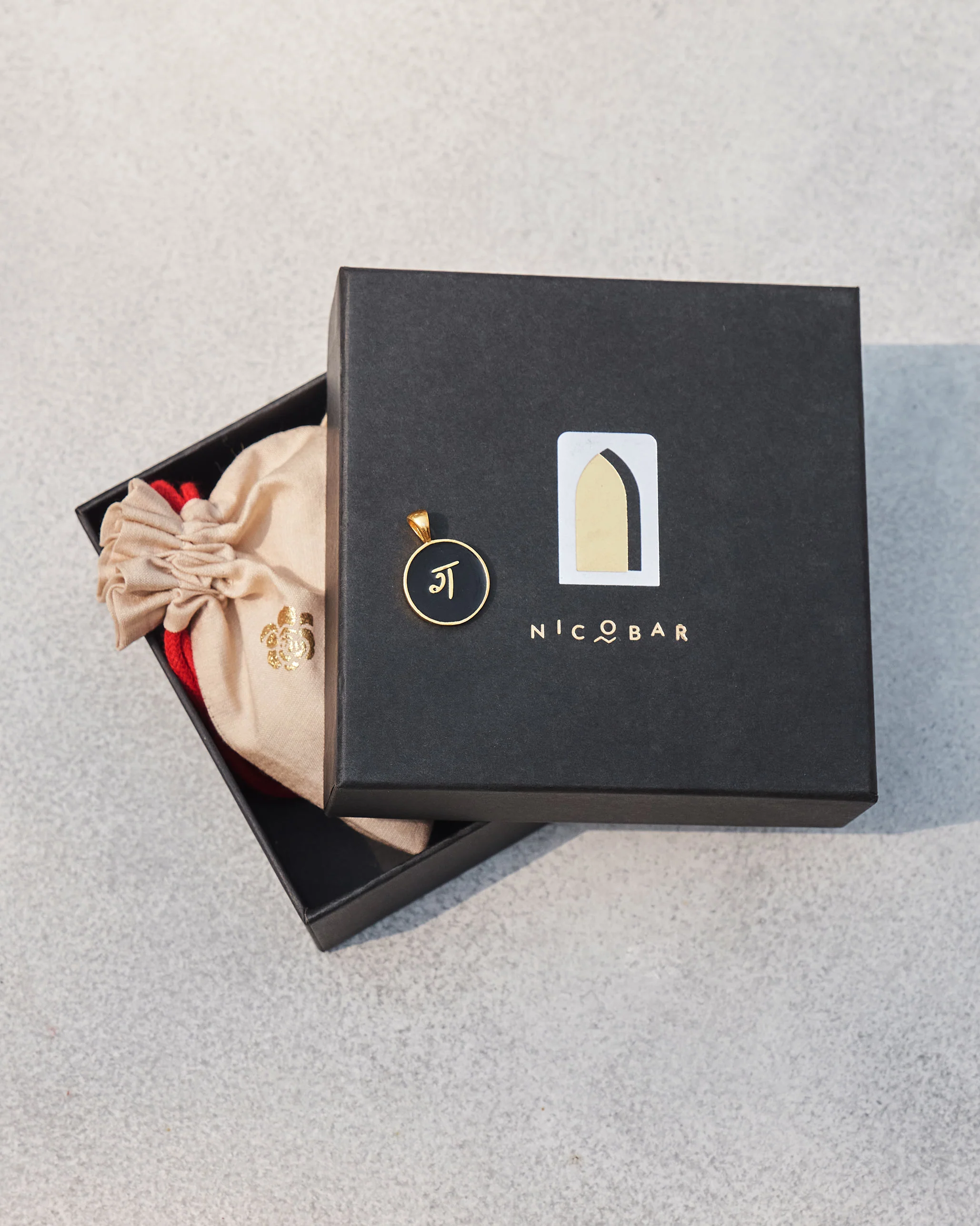 Alphabet G Charm- Black & Gold - Image 7