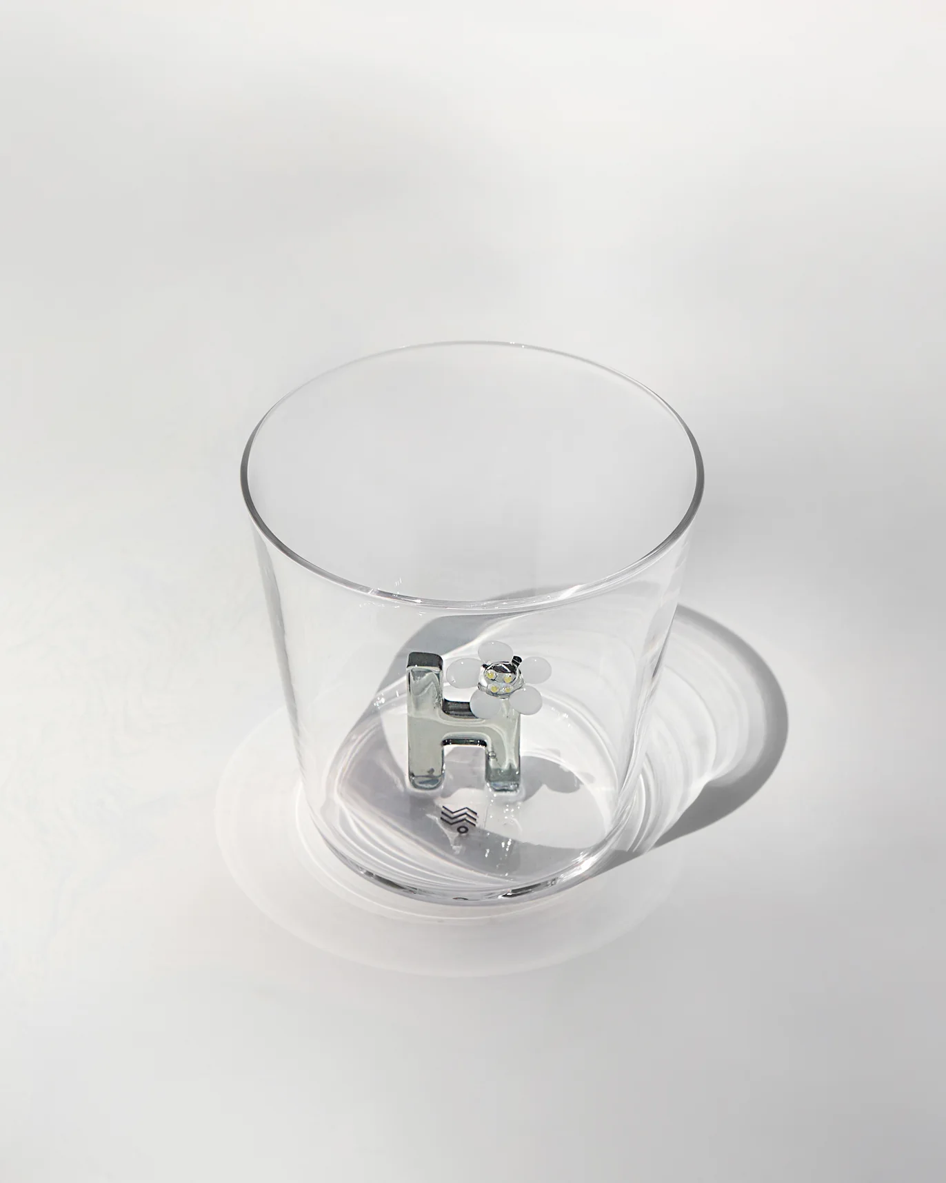 Alphabet Glass - H - Image 4