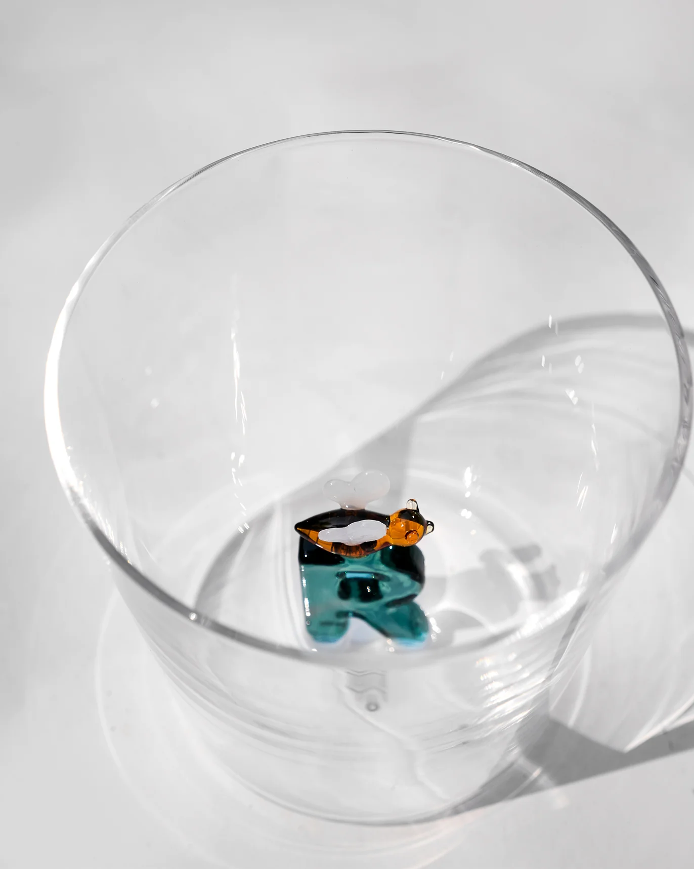 Alphabet Glass - R - Image 2