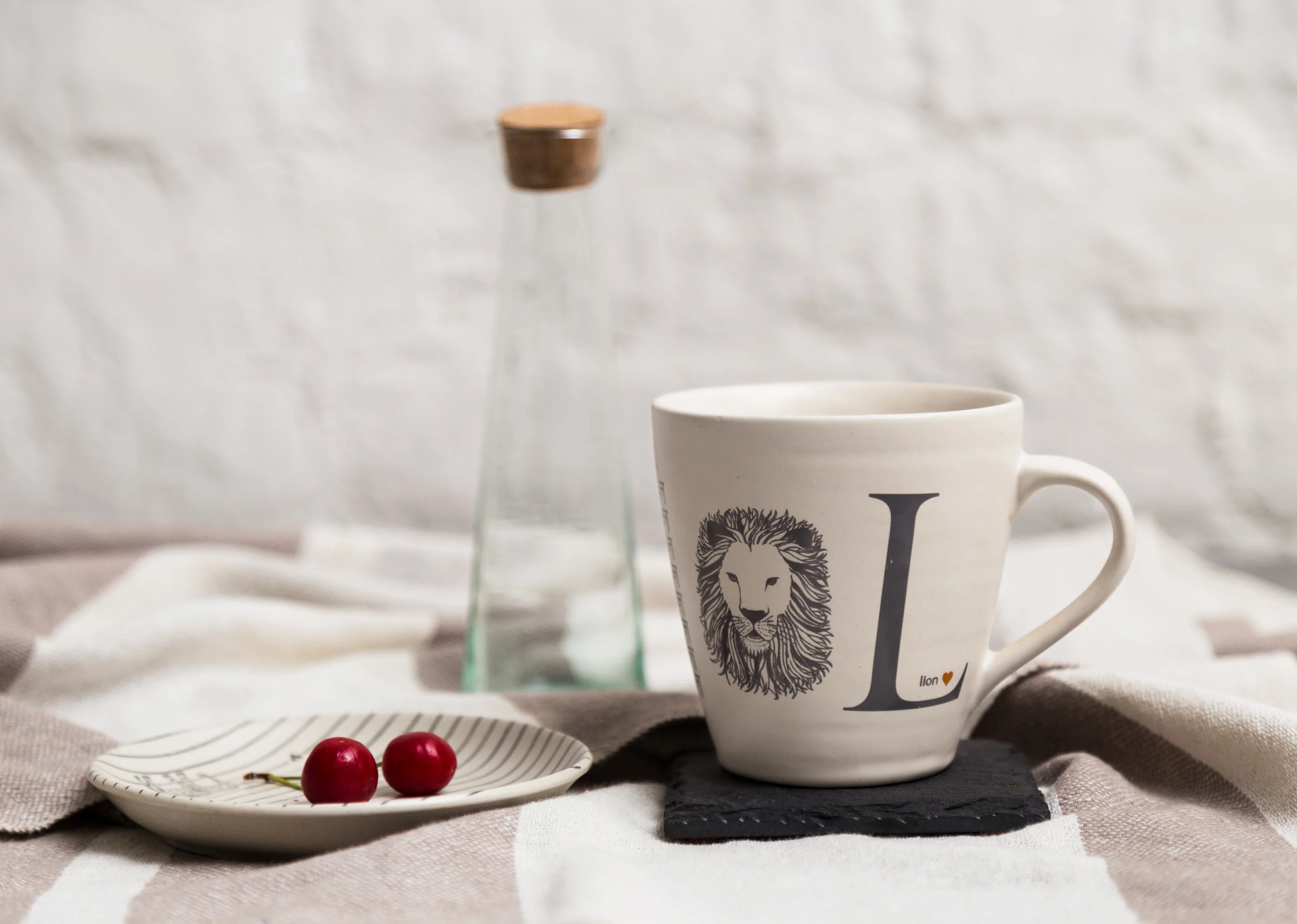 Alphabet L Mug - Stoneware - Image 3