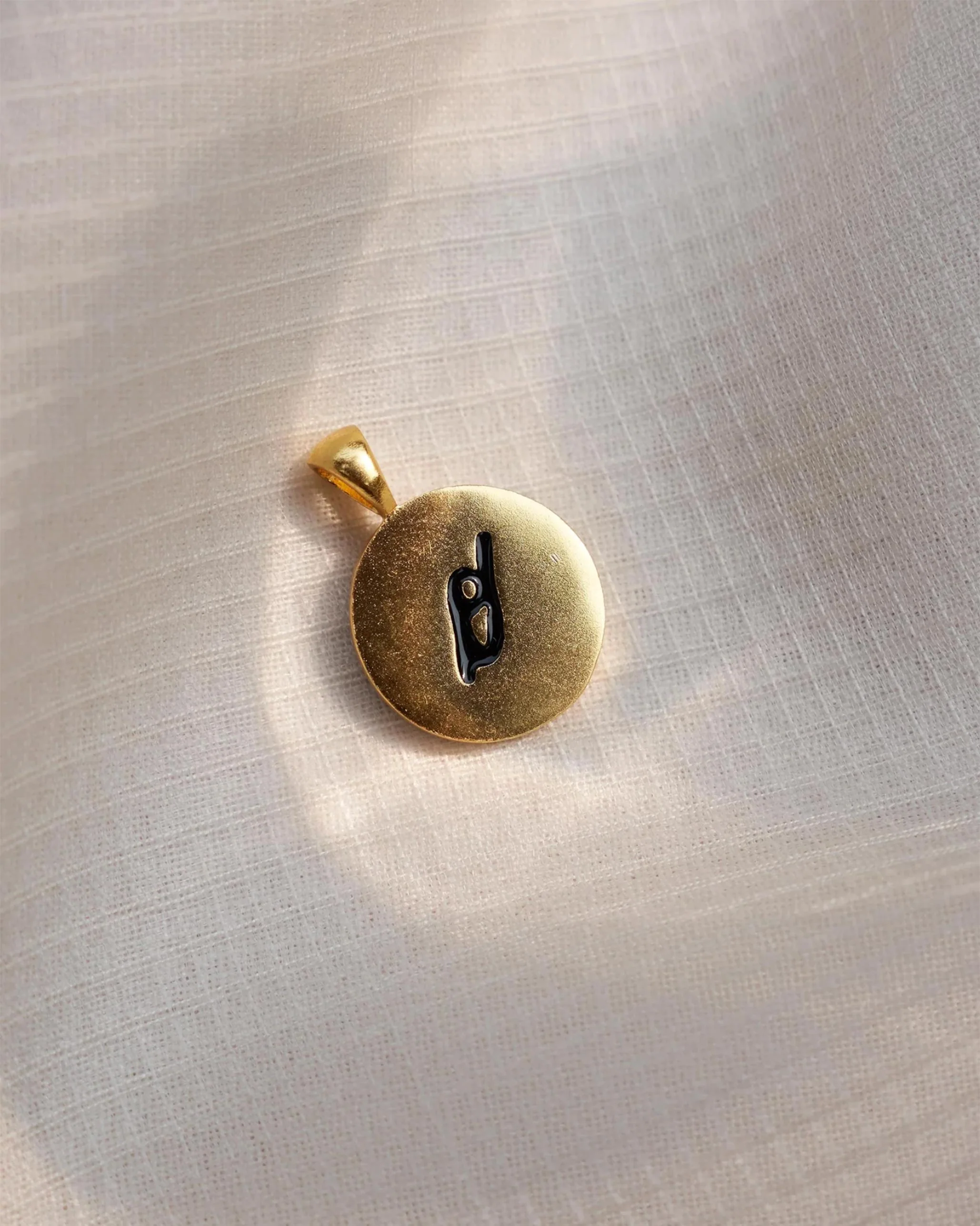 Alphabet O Charm- Black & Gold - Image 3