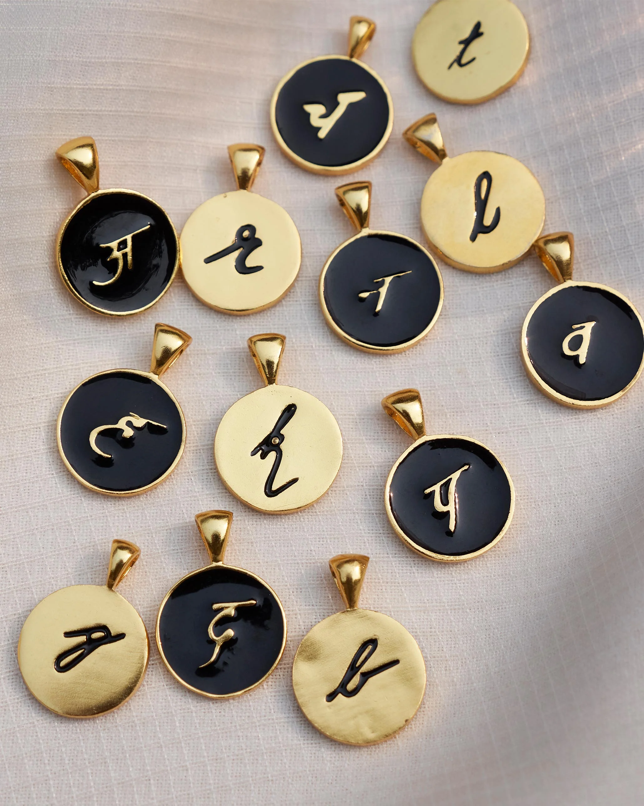 Alphabet O Charm- Black & Gold - Image 8
