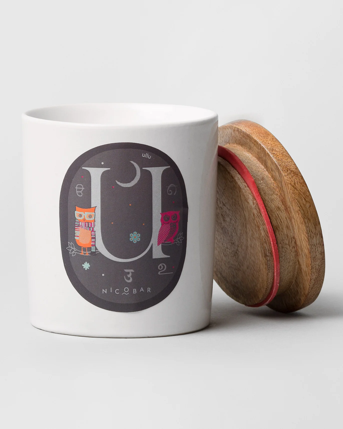 Alphabet U Candle - Image 2