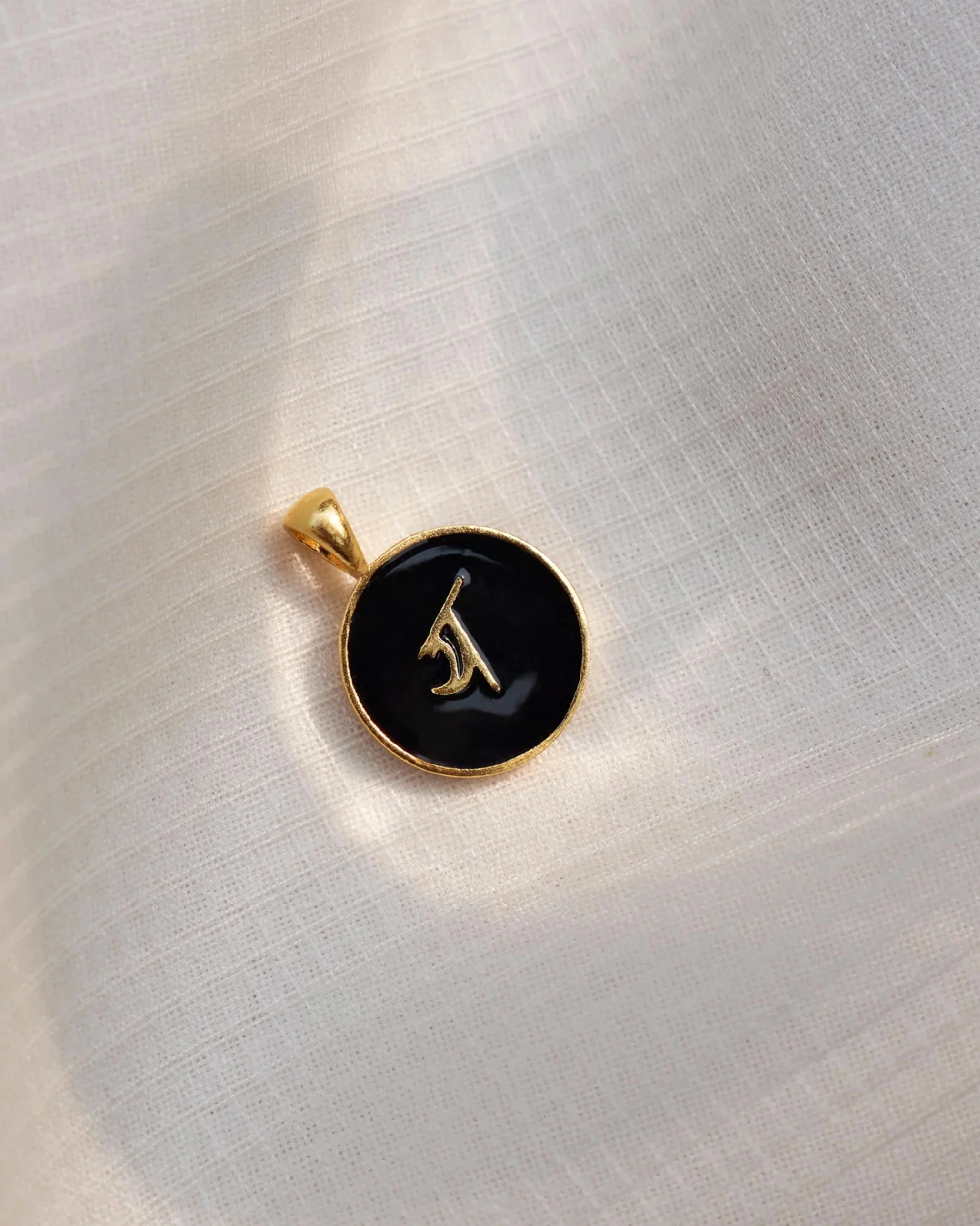 Alphabet Y Charm- Black & Gold - Image 4