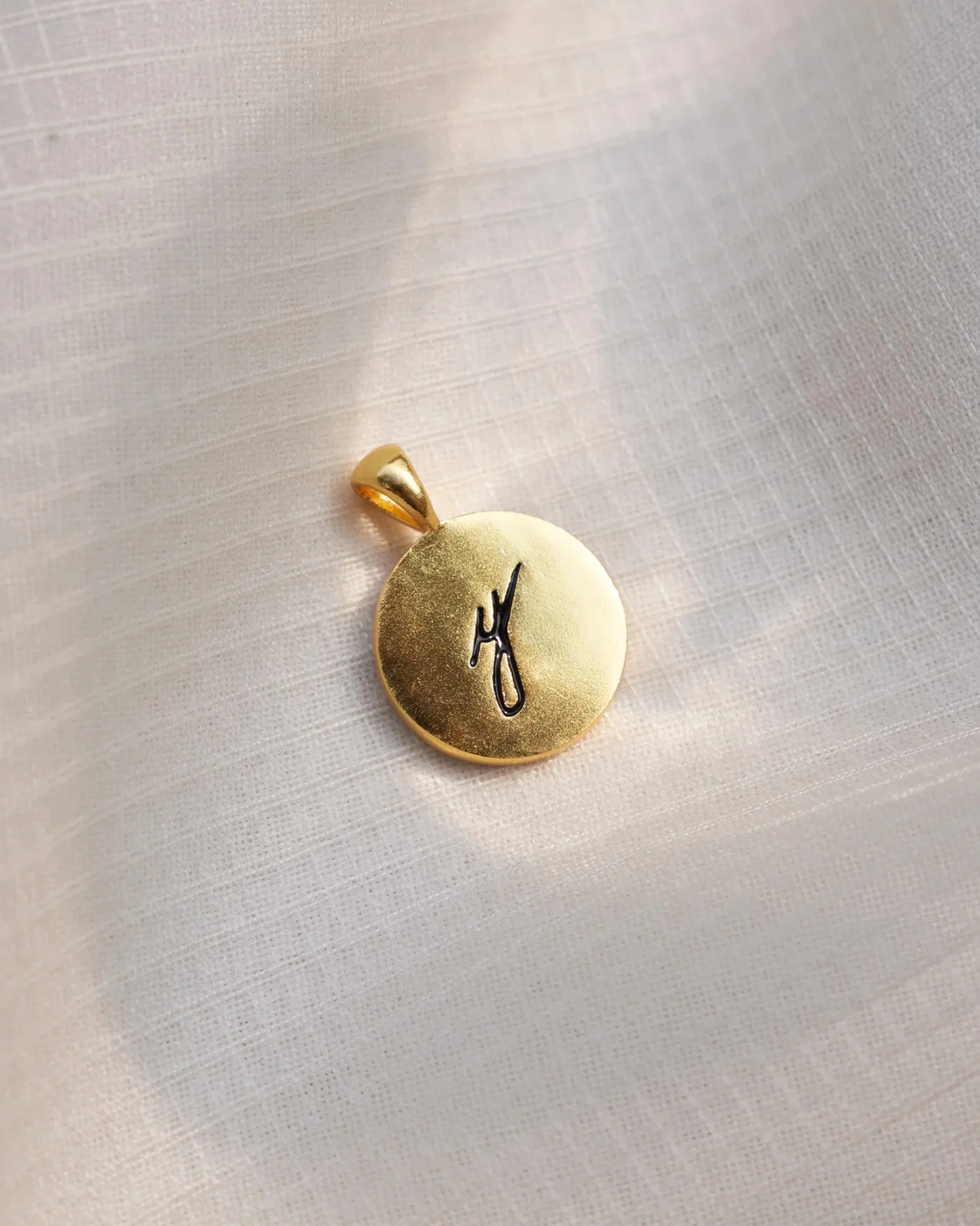 Alphabet Y Charm- Black & Gold - Image 5