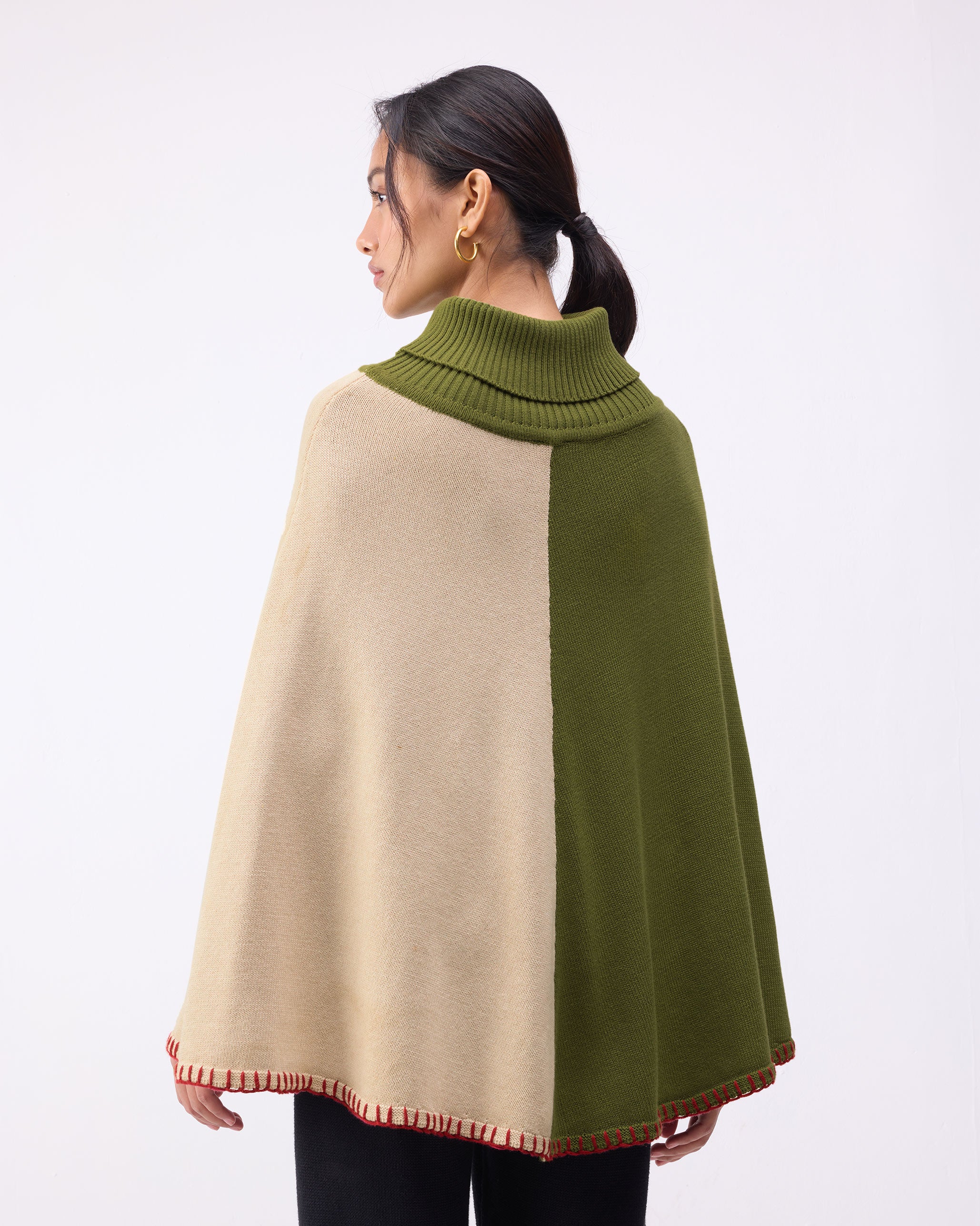 Alpine Poncho - Olive & Oatmeal - Image 4