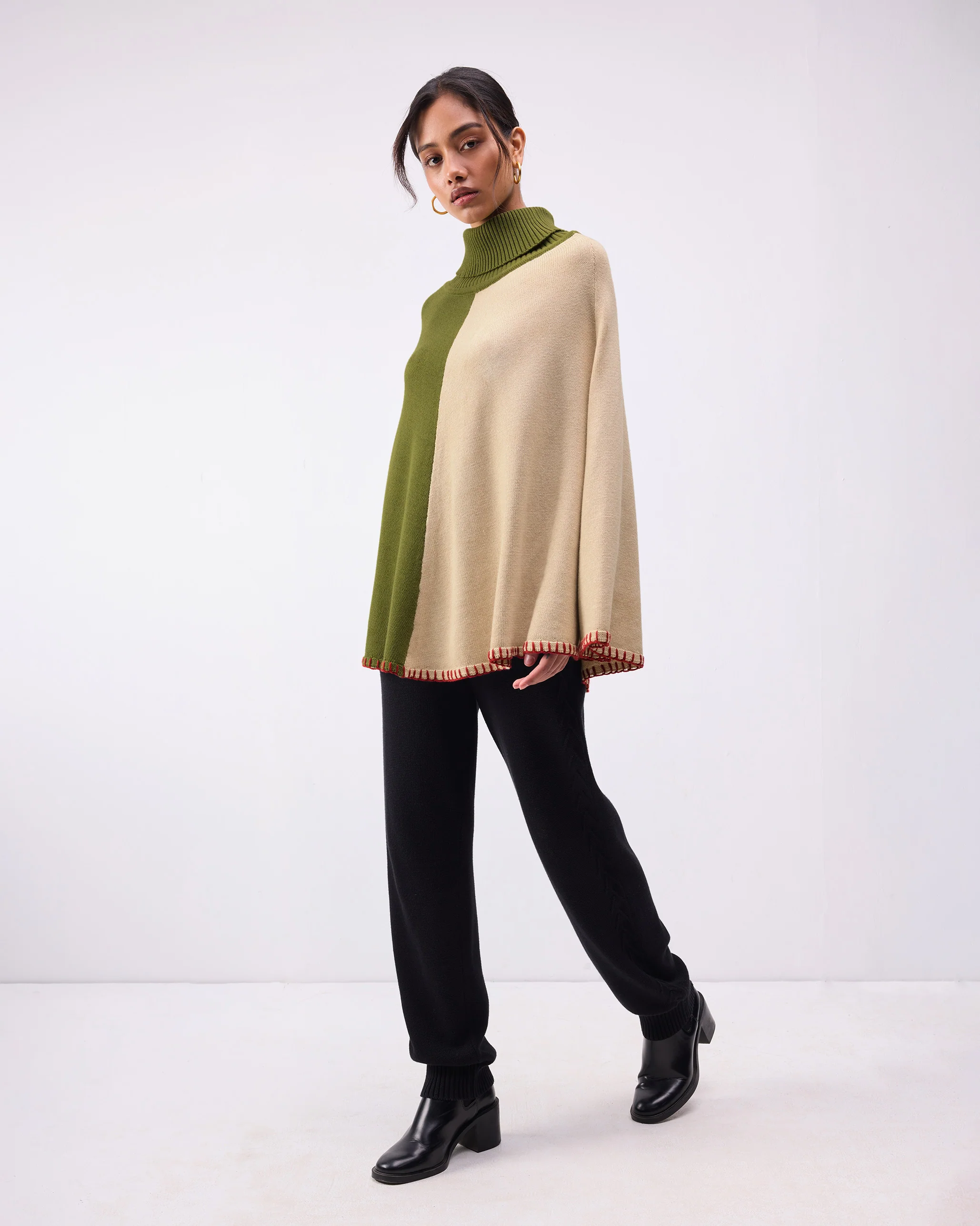 Alpine Poncho - Olive & Oatmeal - Image 7