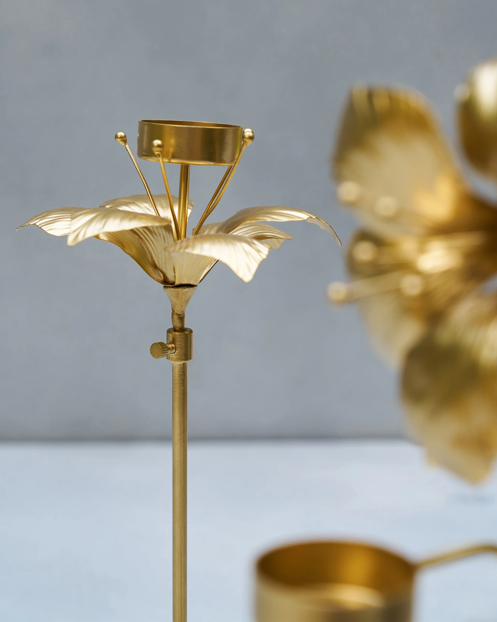 Amaryllis Bloom Tealight Holder - Set of 2 - Image 3