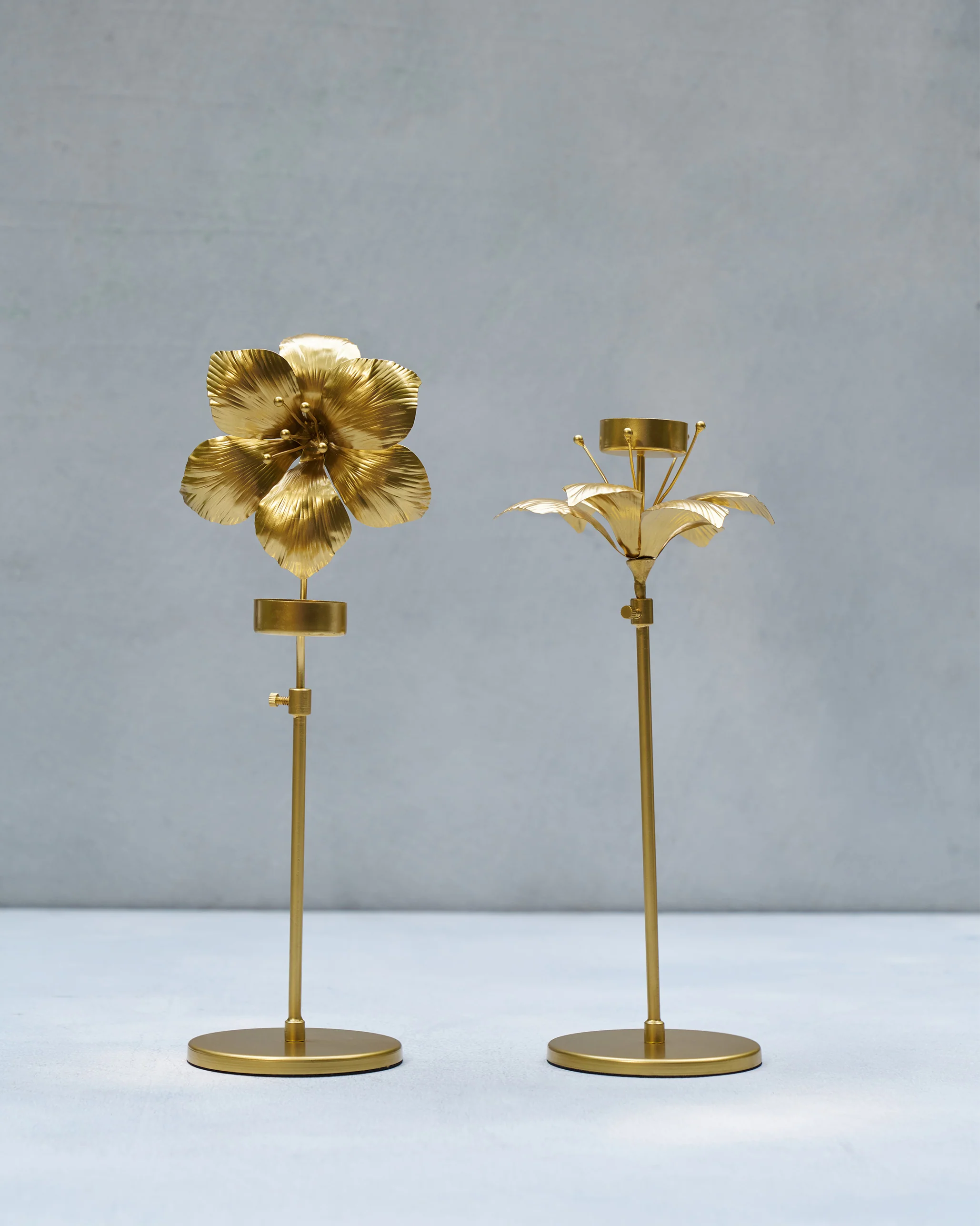 Amaryllis Bloom Tealight Holder - Set of 2 - Image 4