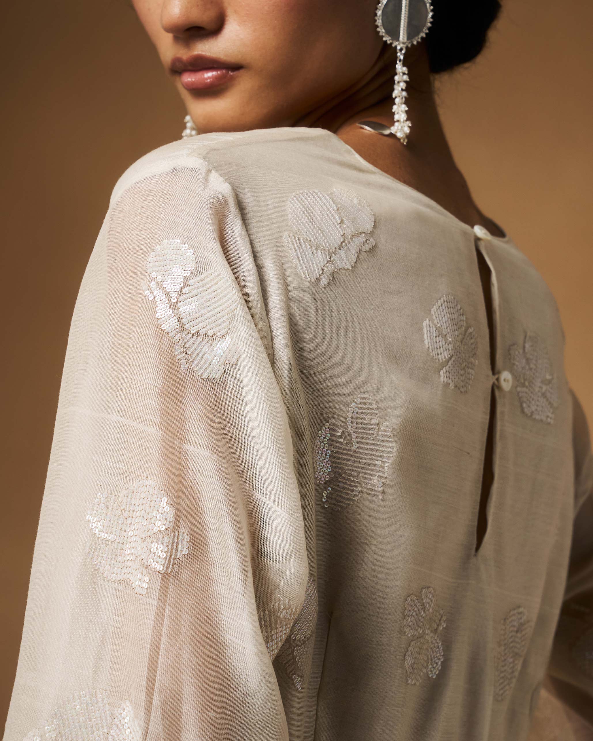 Amaya Kurta - Ivory Hand Embroidered - Image 2