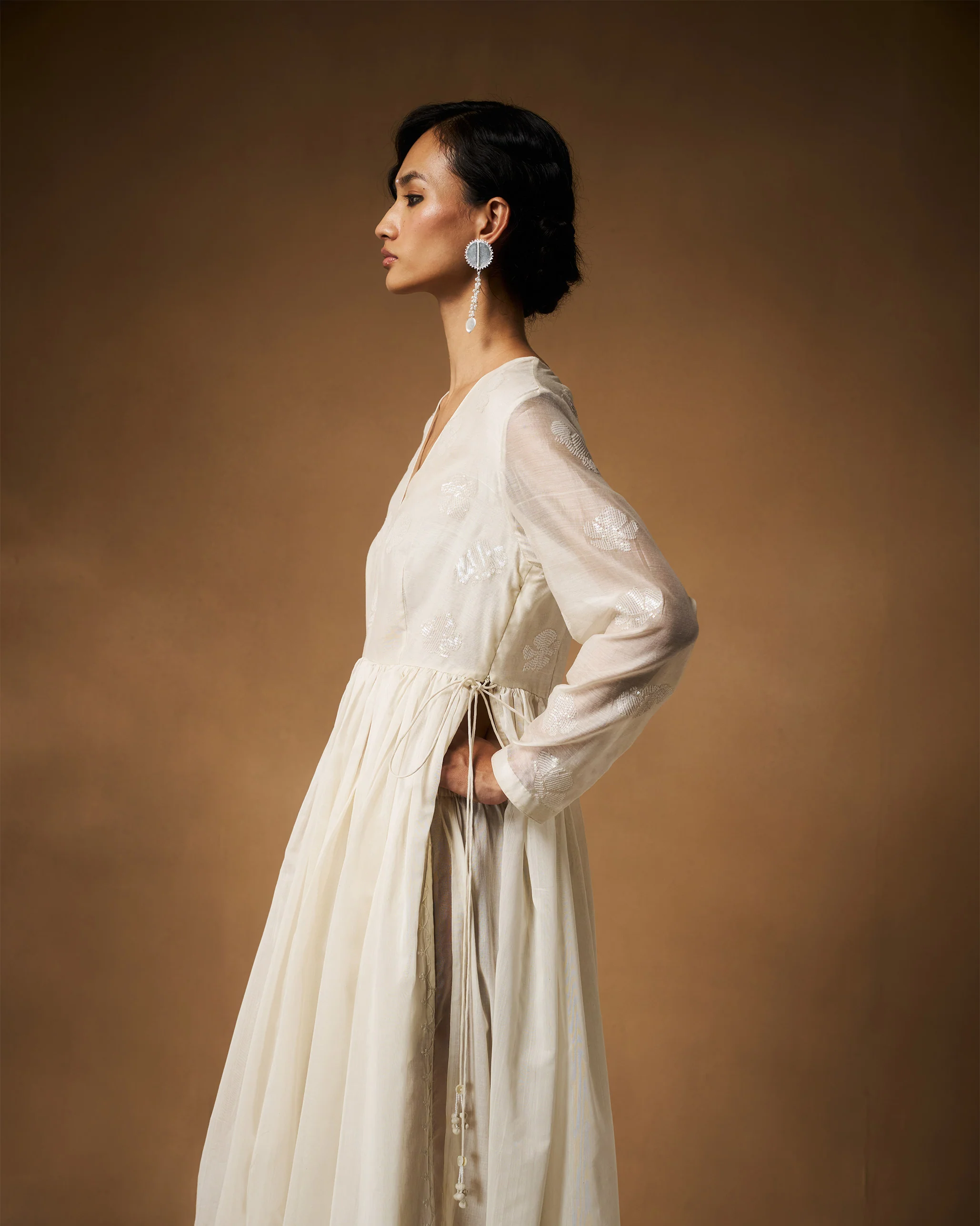Amaya Kurta - Ivory Hand Embroidered - Image 3