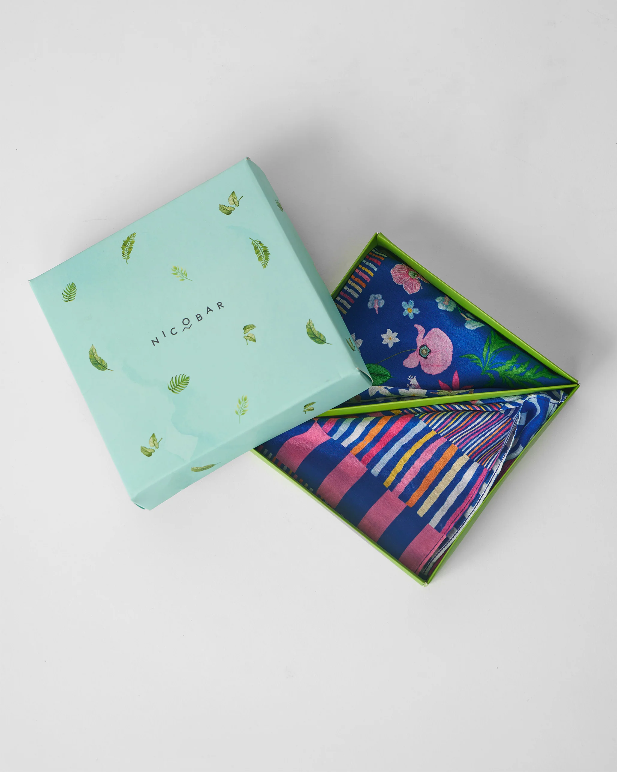 Ambar Pocket Square - Blue & Pink - Image 3