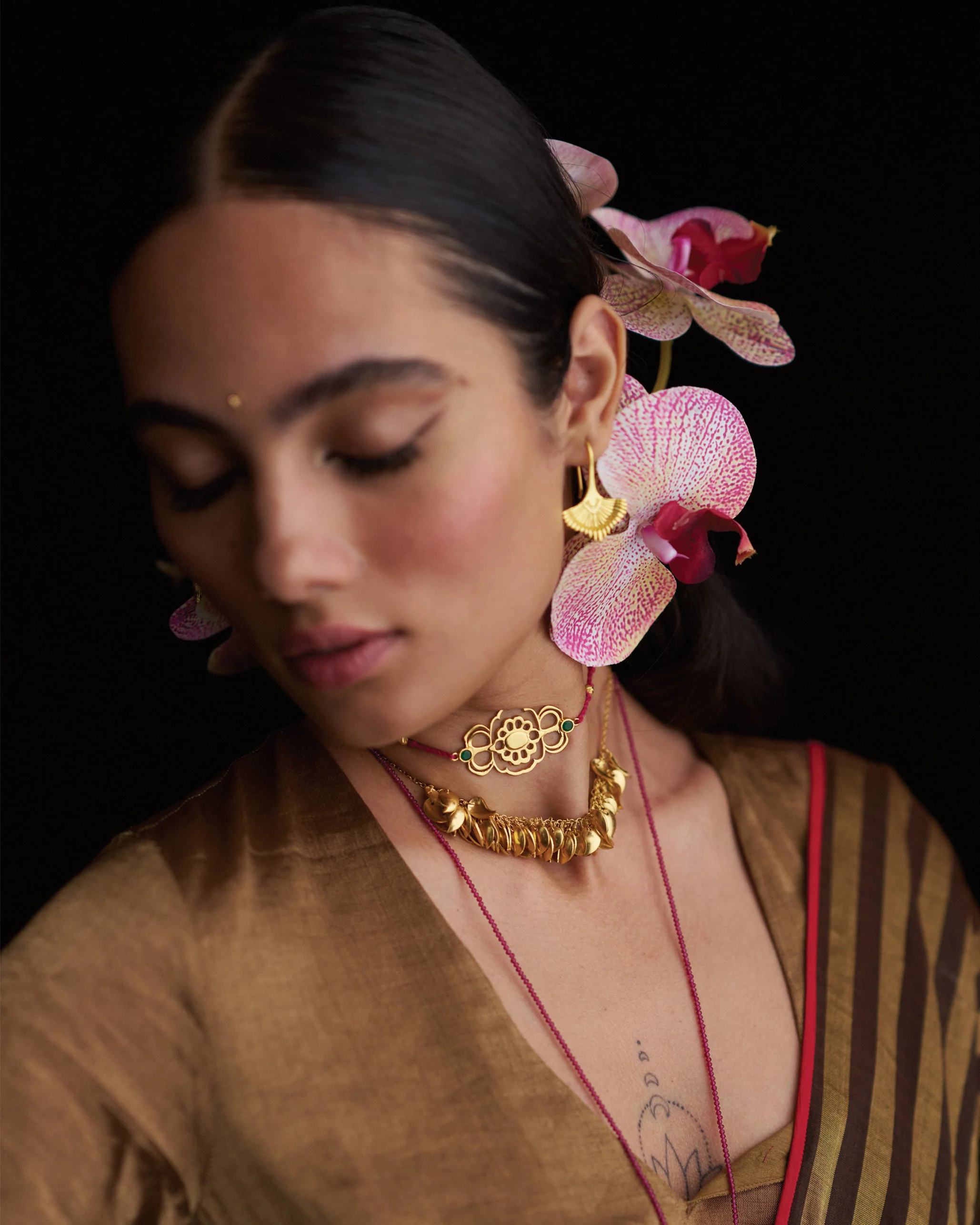 Ambi Necklace - Gold - Image 2