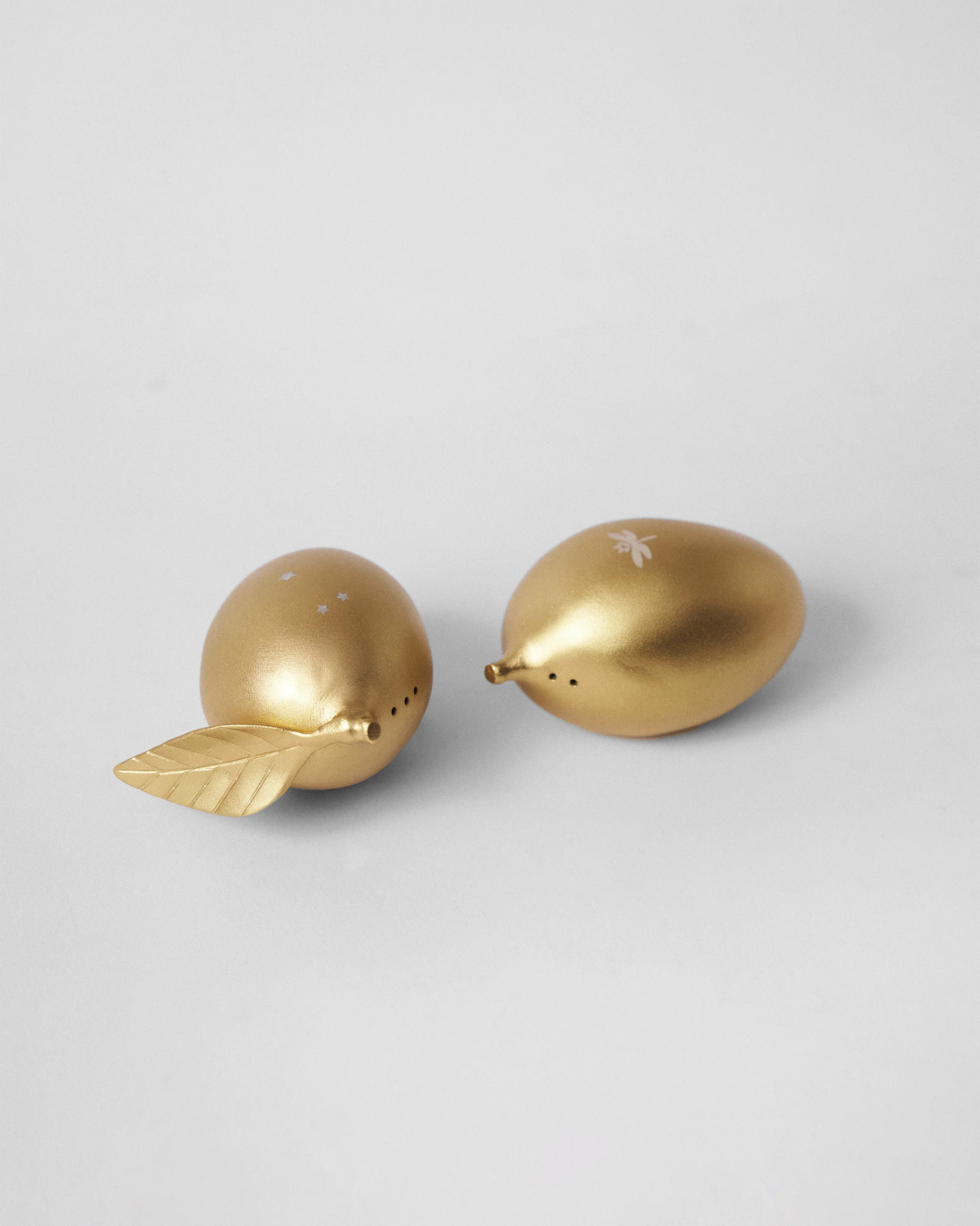 Ambi Salt & Pepper Shaker - Set of 2 - Image 3