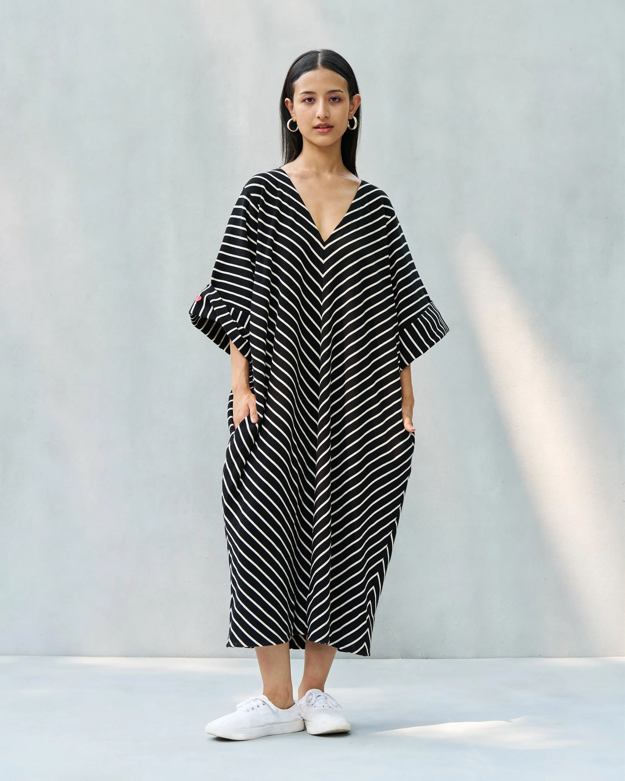 Amelia Kaftan - Black & Beige - Image 8