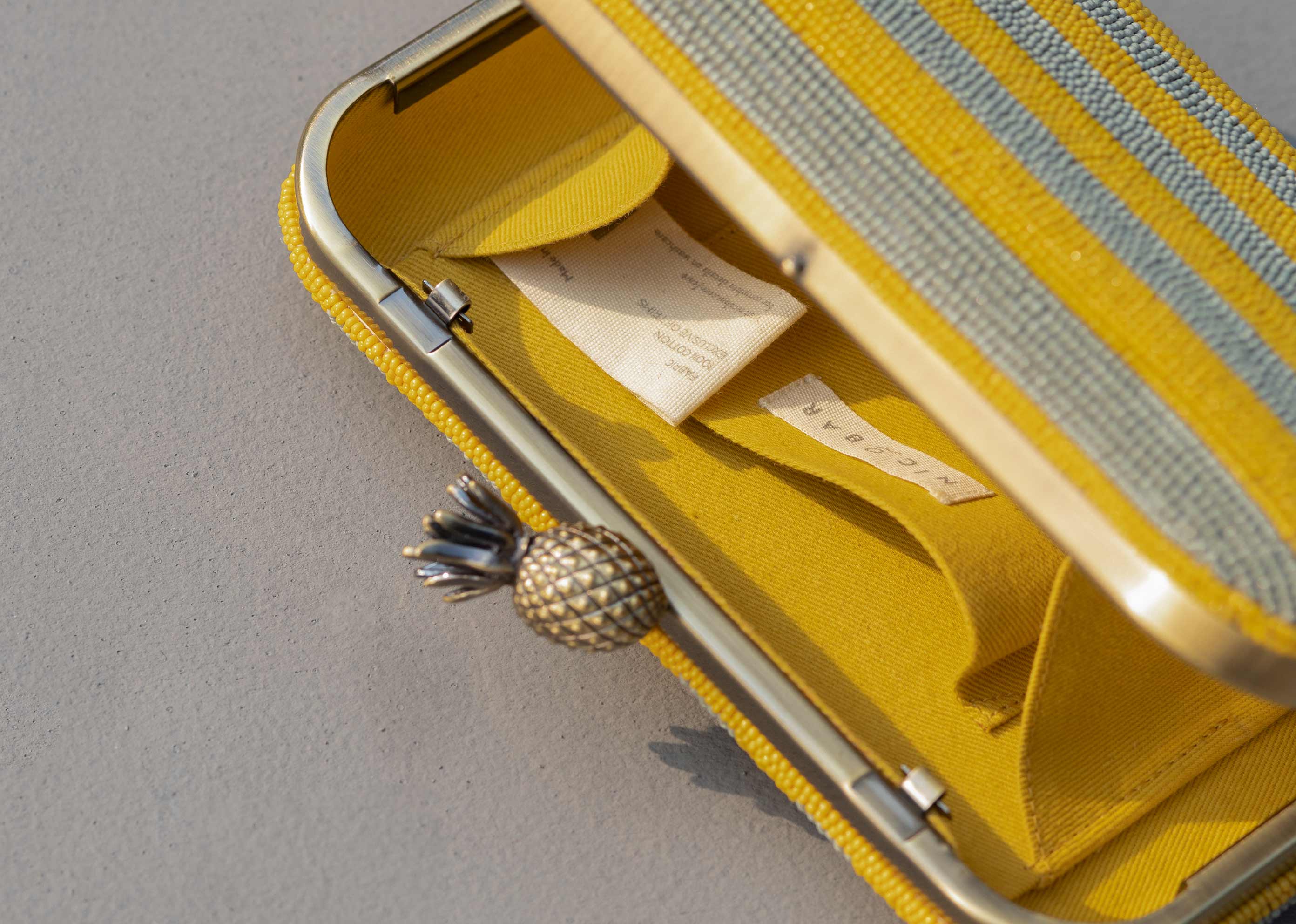 Ananas Clutch - Yellow & Grey Stripes - Image 3