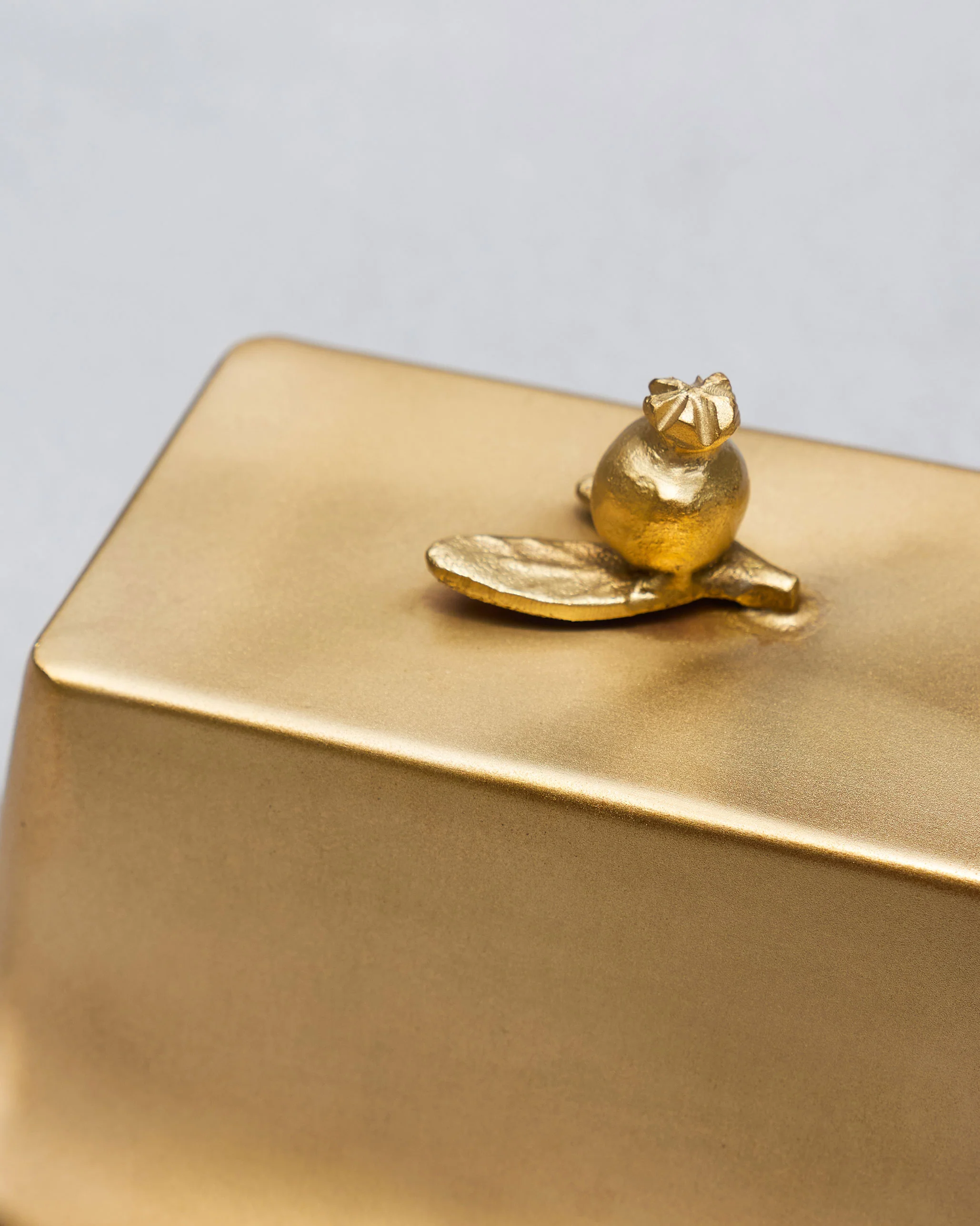 Anar Butter Dish with Butter Knife - Image 3