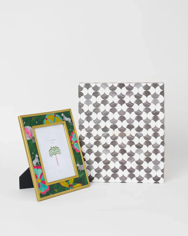 Anara Photo Frame - Image 4