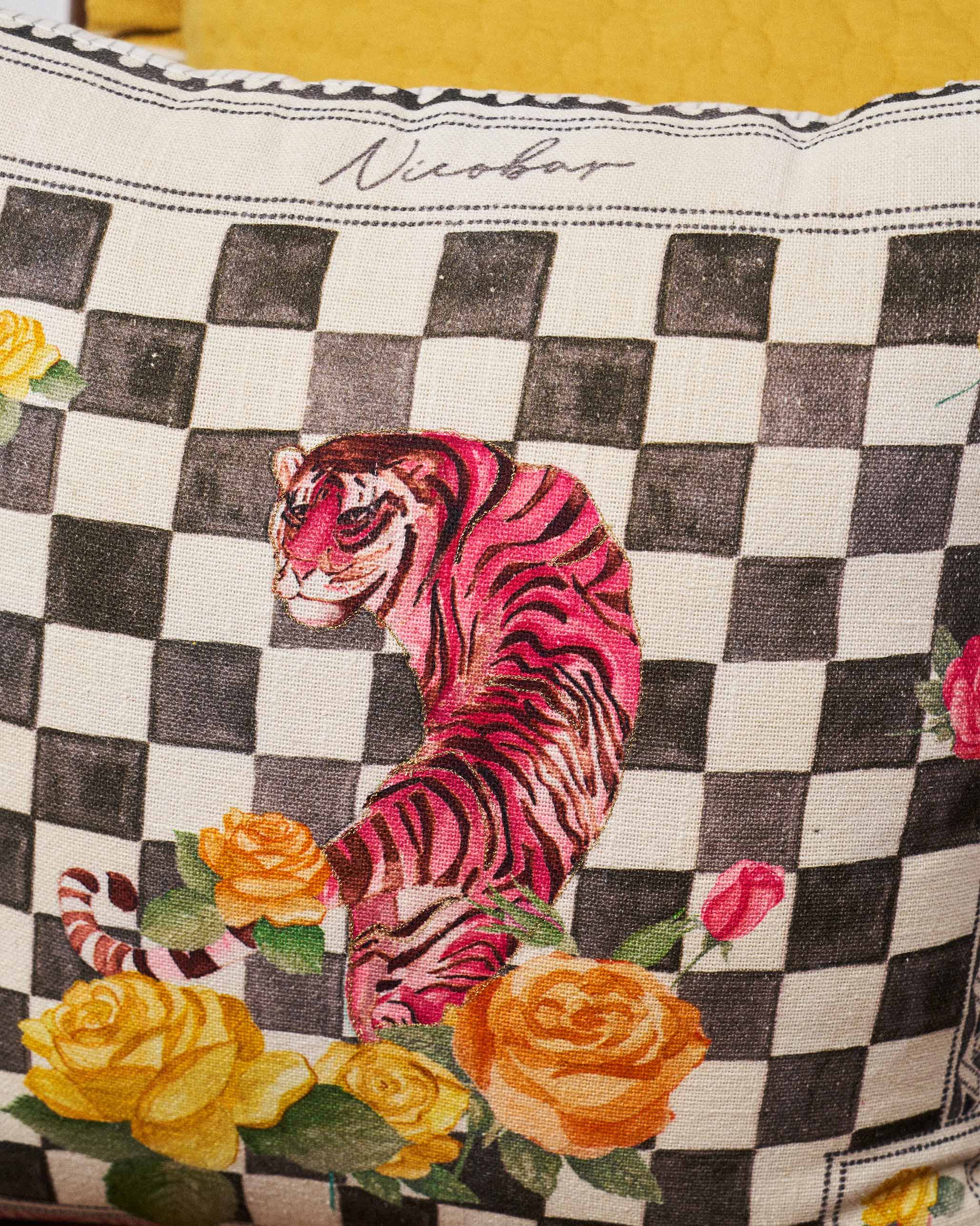 Ara Cushion Cover - Image 3
