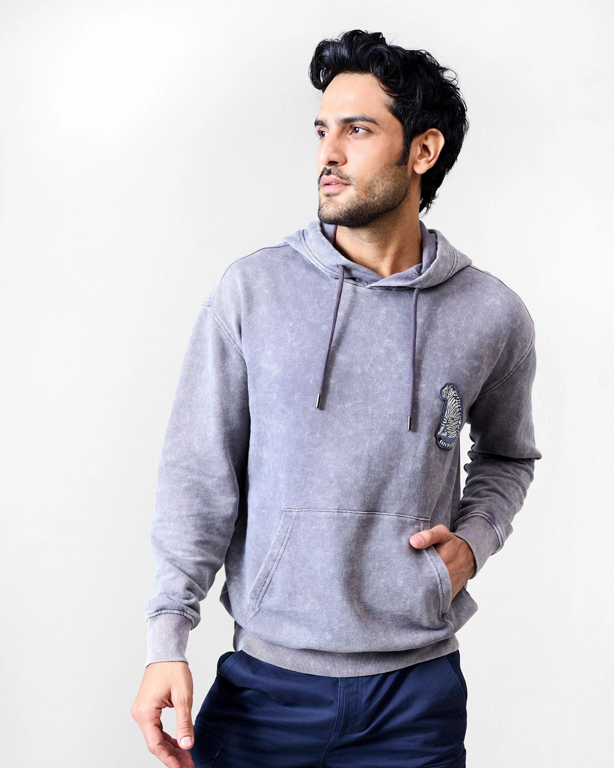 Aro Sweatshirt - Charcoal - Image 7