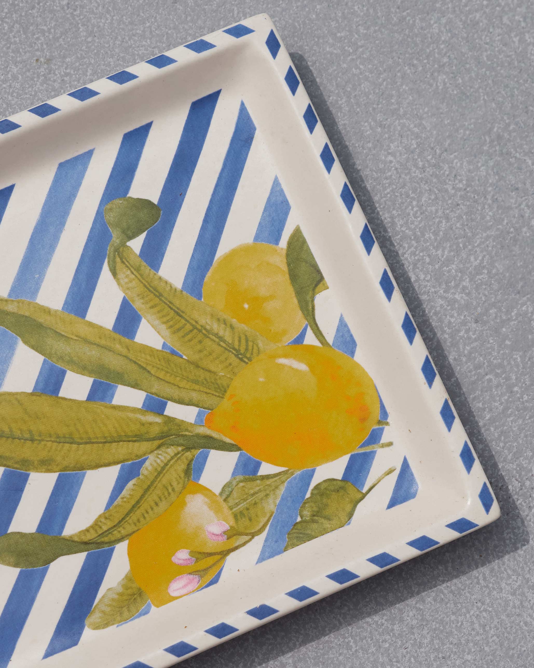 Asfar Cookie Tray with Tong - Image 4