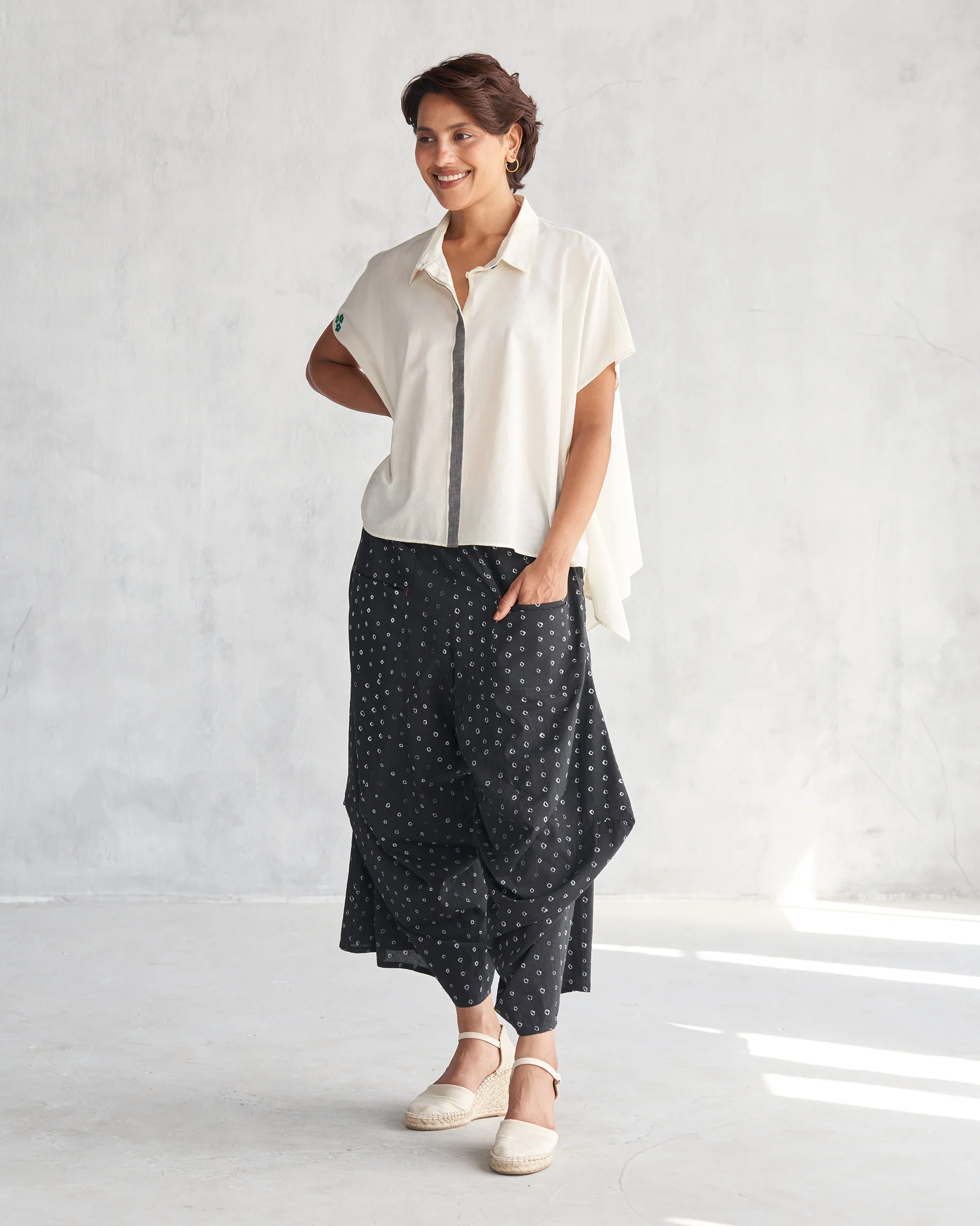Asymmetrical Hem Top - Ivory - Image 7
