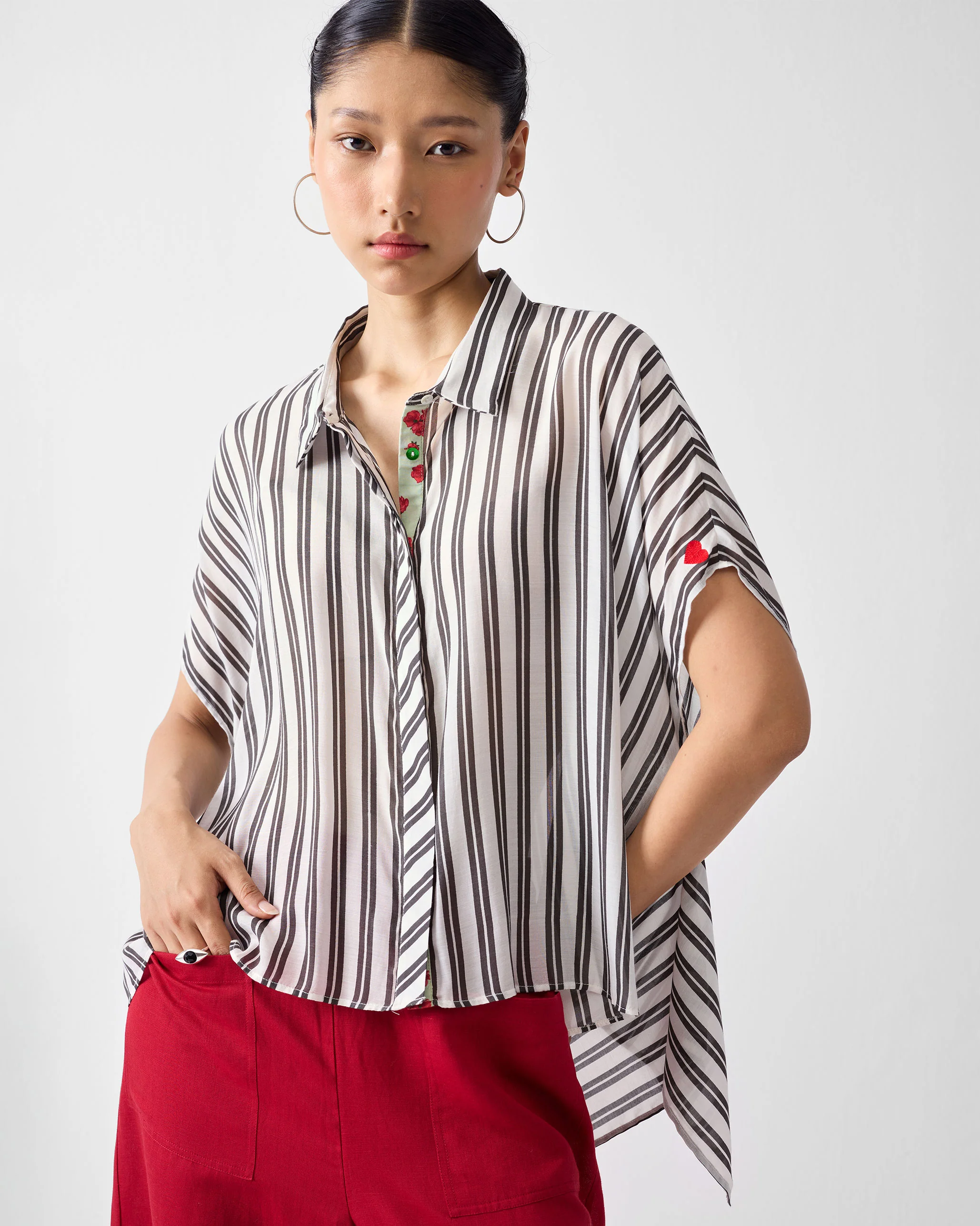 Asymmetrical Hem Top - Ivory & Charcoal Print - Image 2