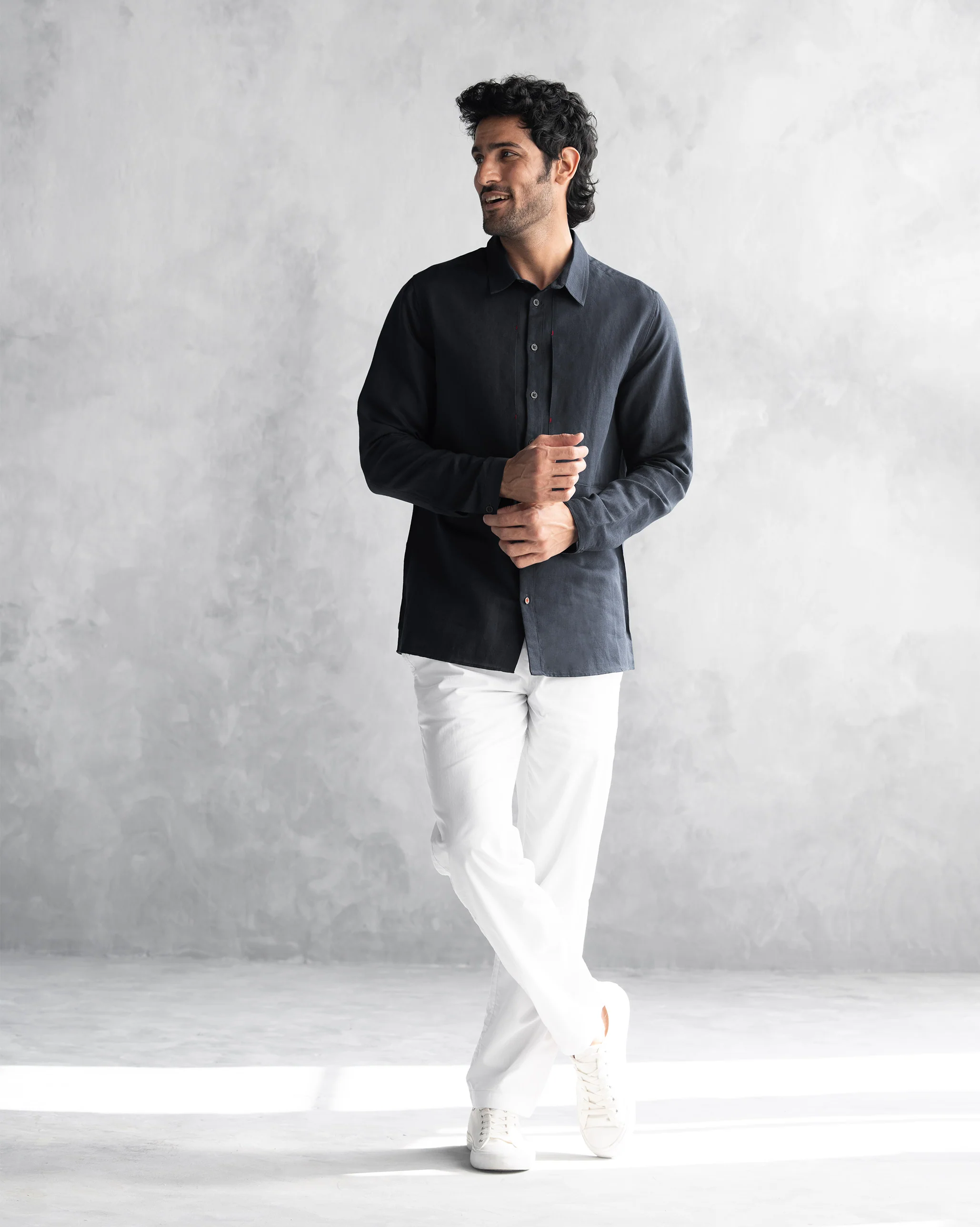 August Shirt - Black - Image 6