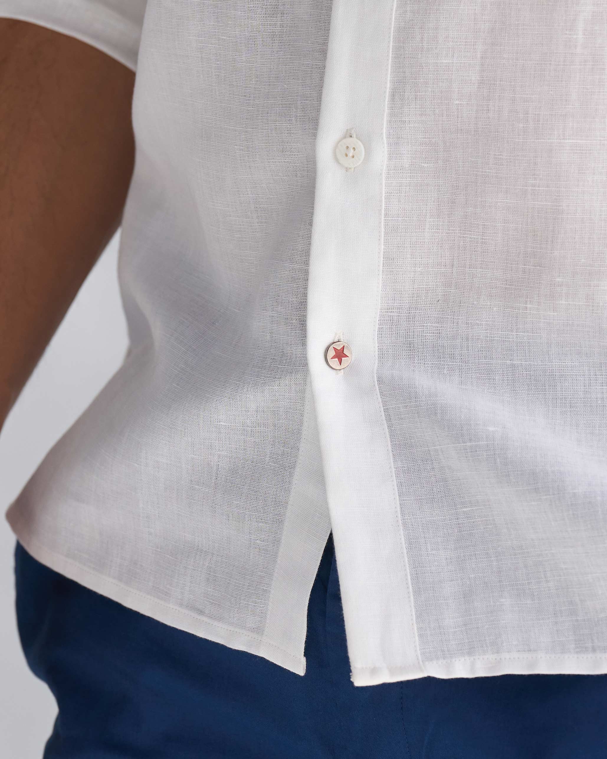August Shirt - White - Image 3