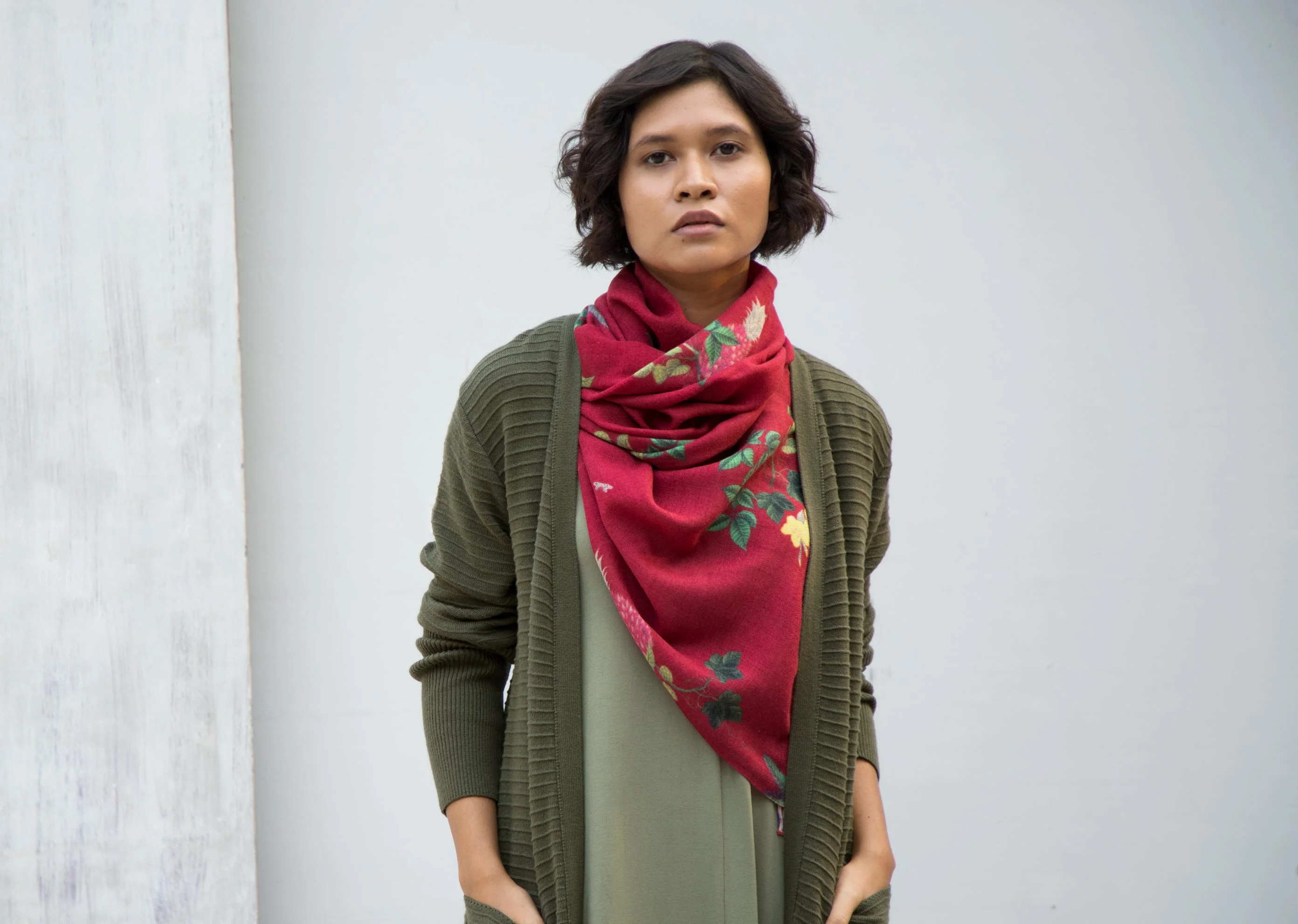 Autumn Bloom Scarf - Image 3