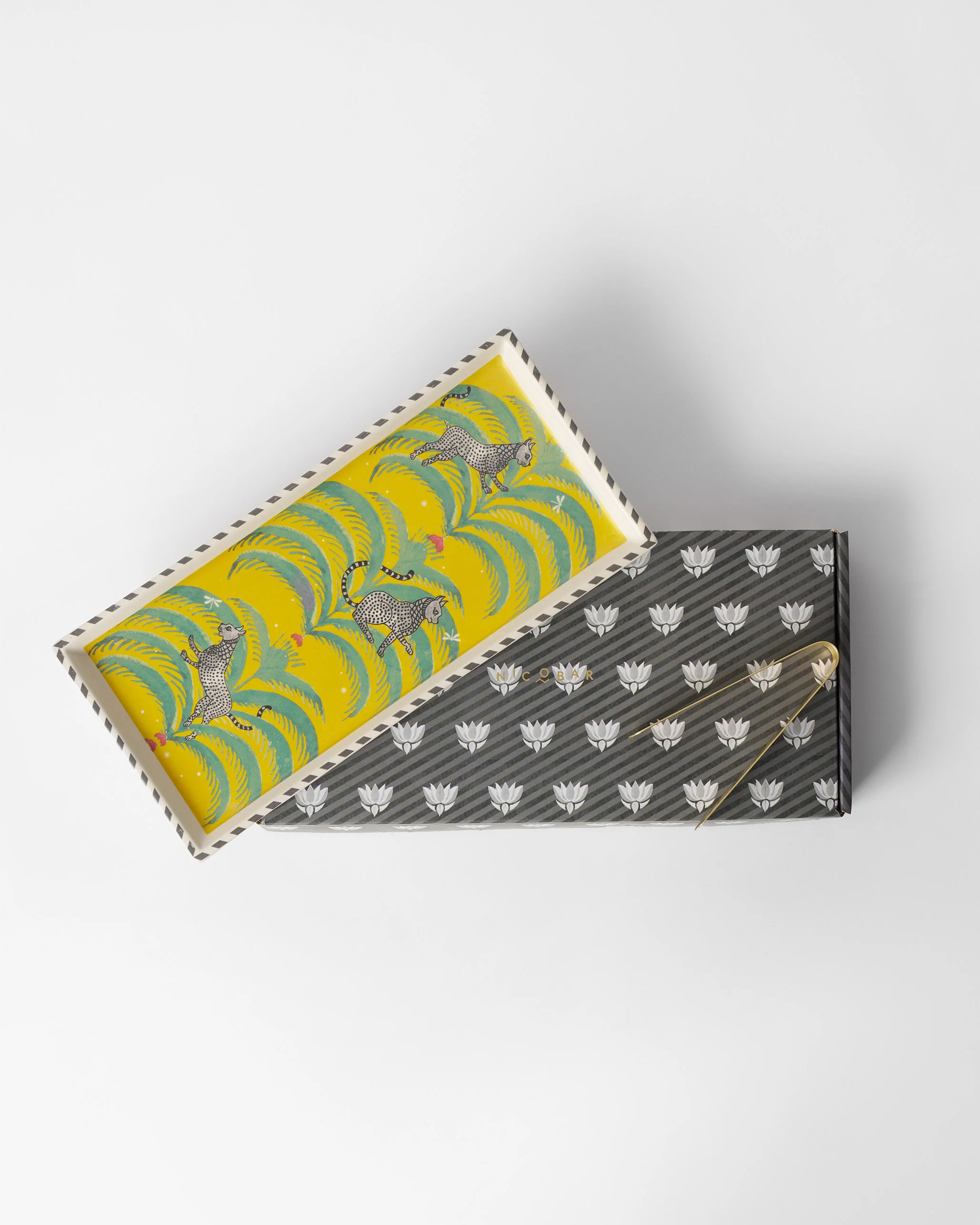 Bagh Cookie Tray with Tong - Image 4
