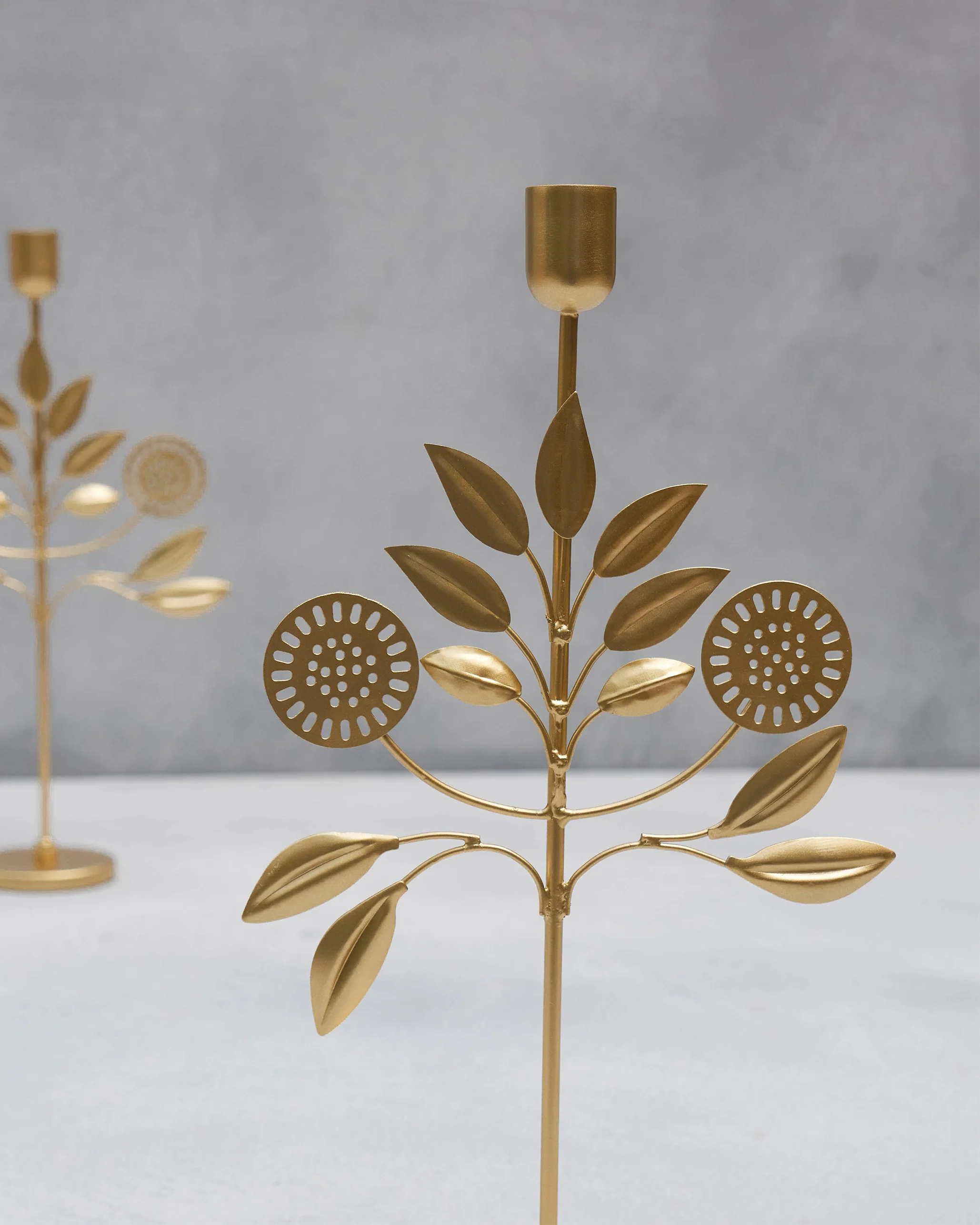 Bahari Candle Stand (Set of 2) - Image 4