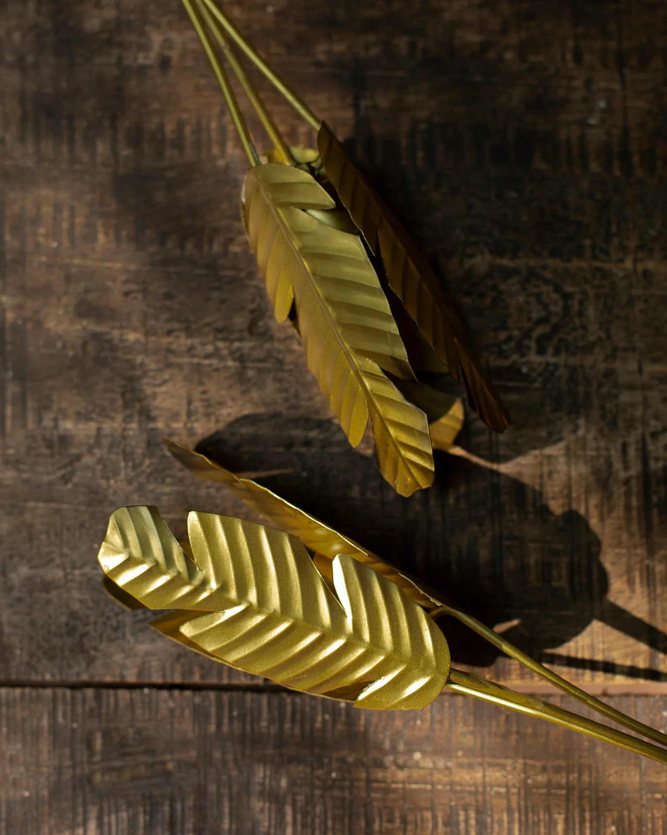 Banana Leaf Candle stand (Set of 2) - Image 2