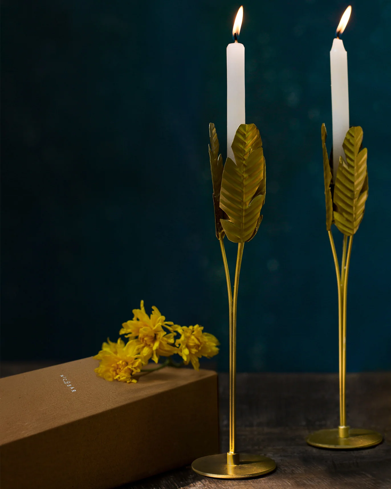 Banana Leaf Candle stand (Set of 2) - Image 4