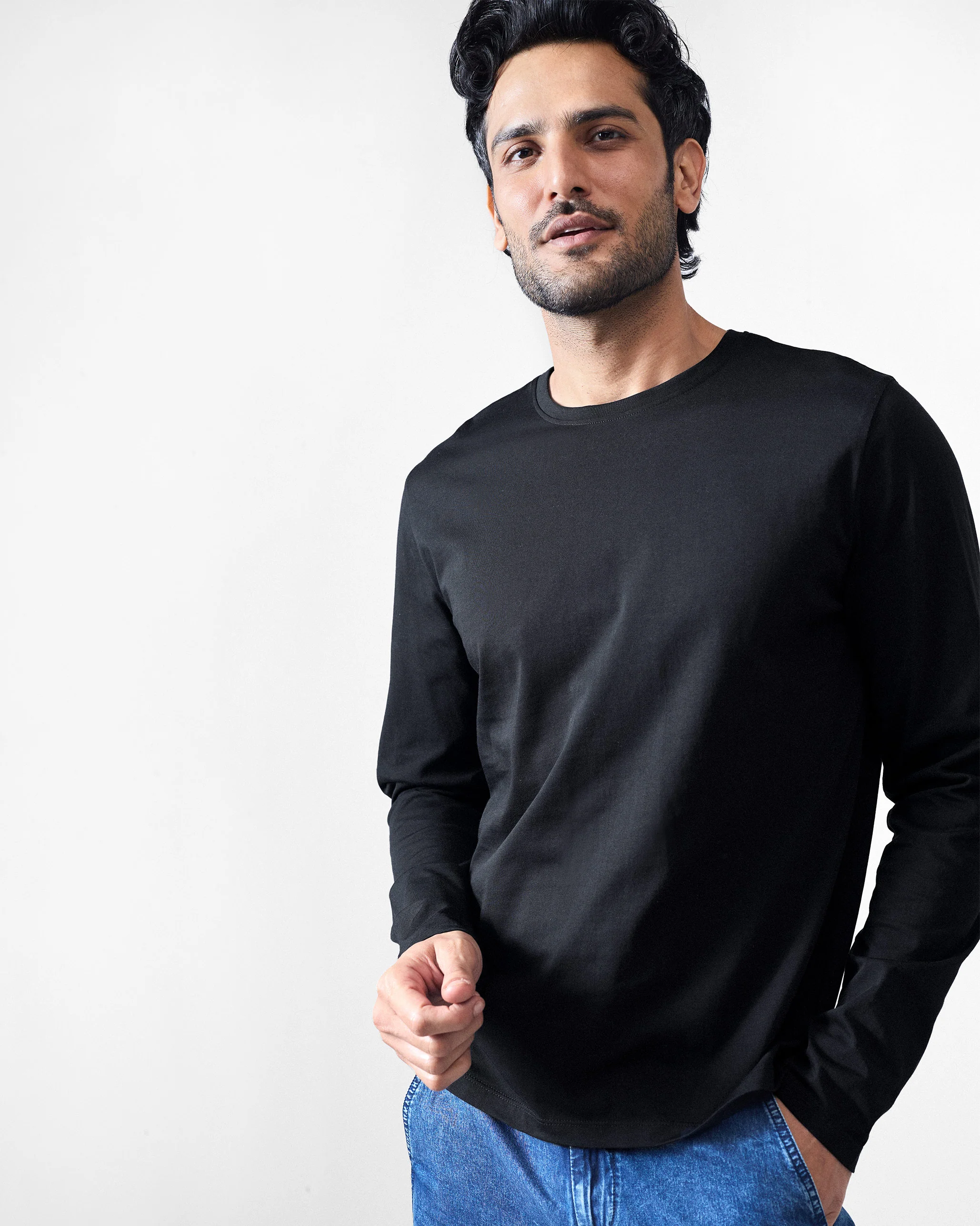 Basic Full Sleeves T-Shirt - Black - Image 5