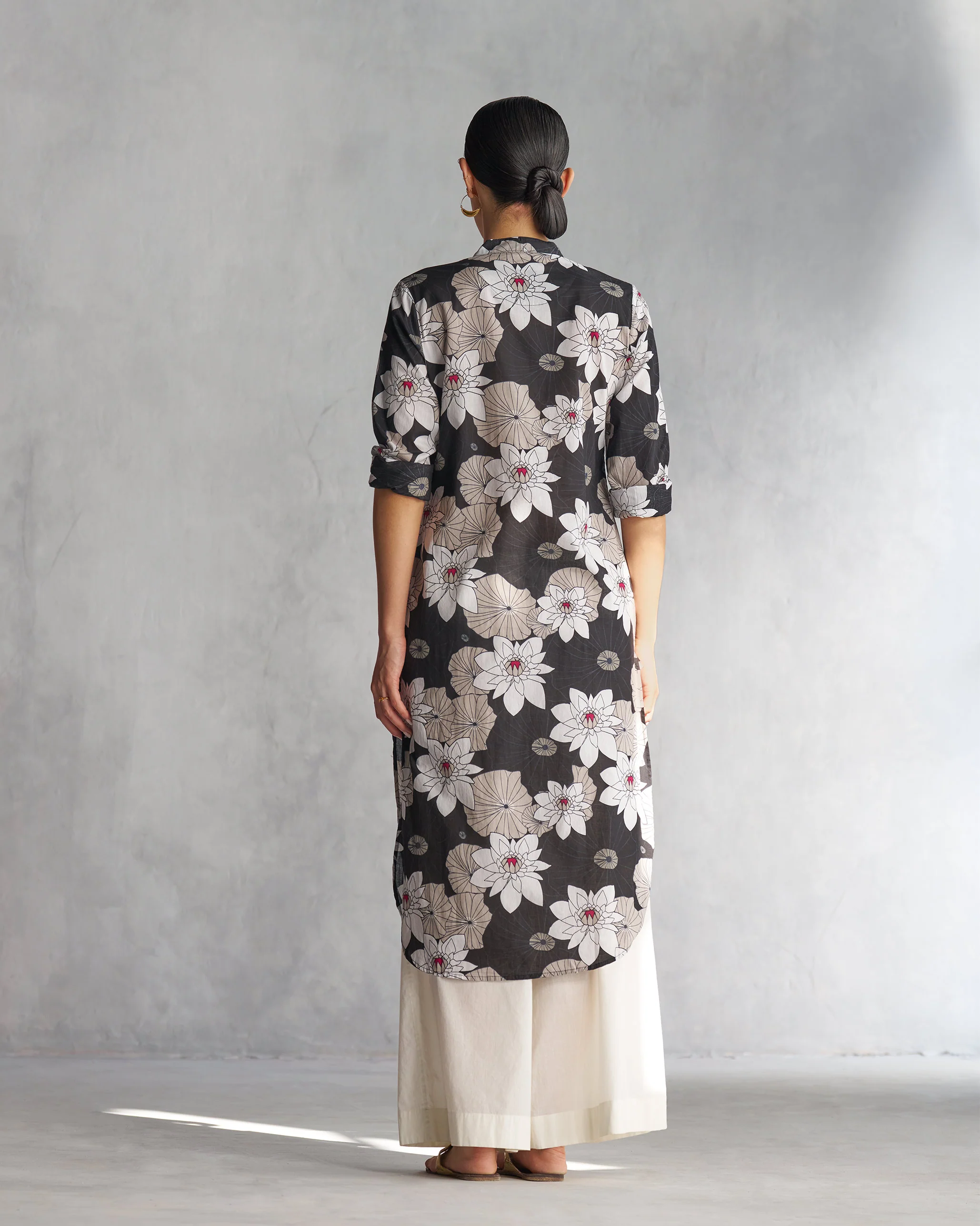 Basic Long Length Kurta - Black & Grey - Image 4