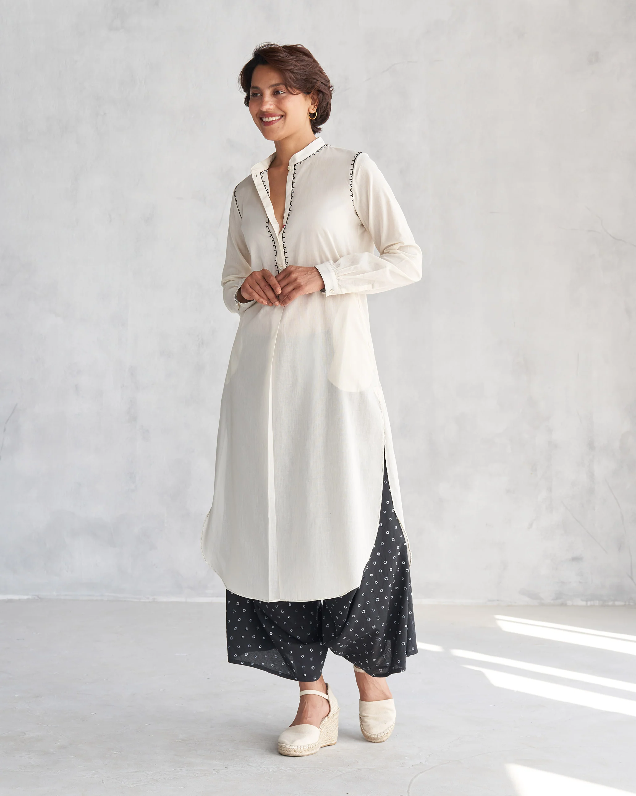 Basic Long Length Kurta - Ivory - Image 7