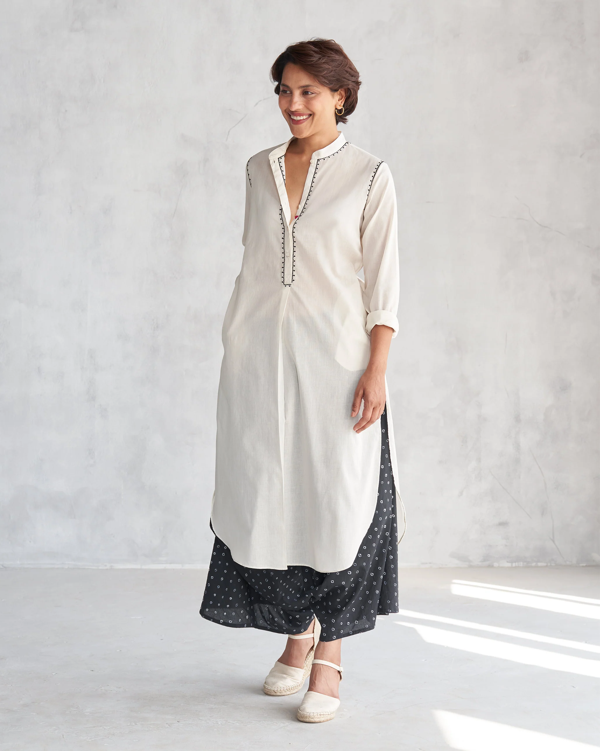 Basic Long Length Kurta - Ivory - Image 8