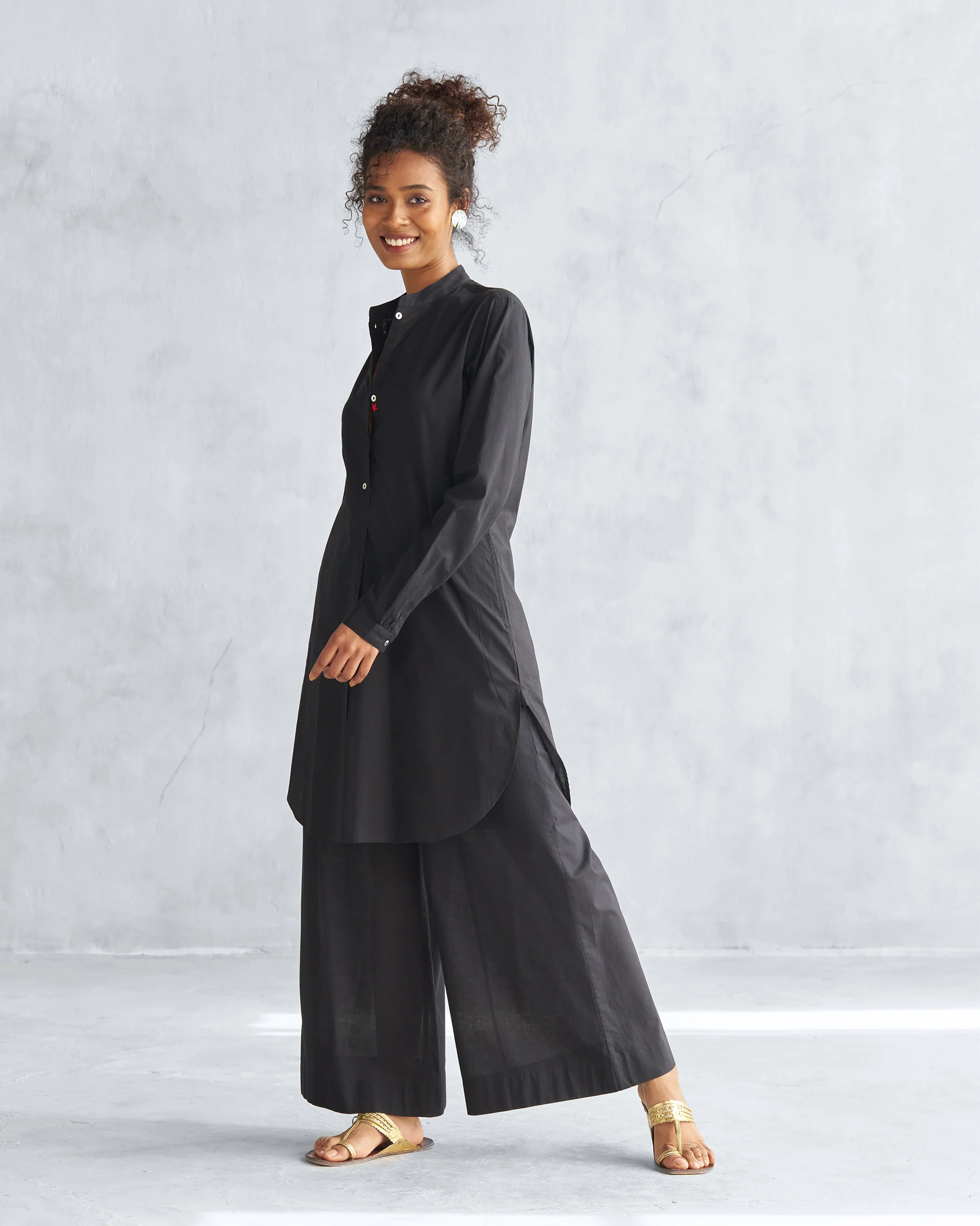 Basic Mid Length Kurta - Black - Image 4