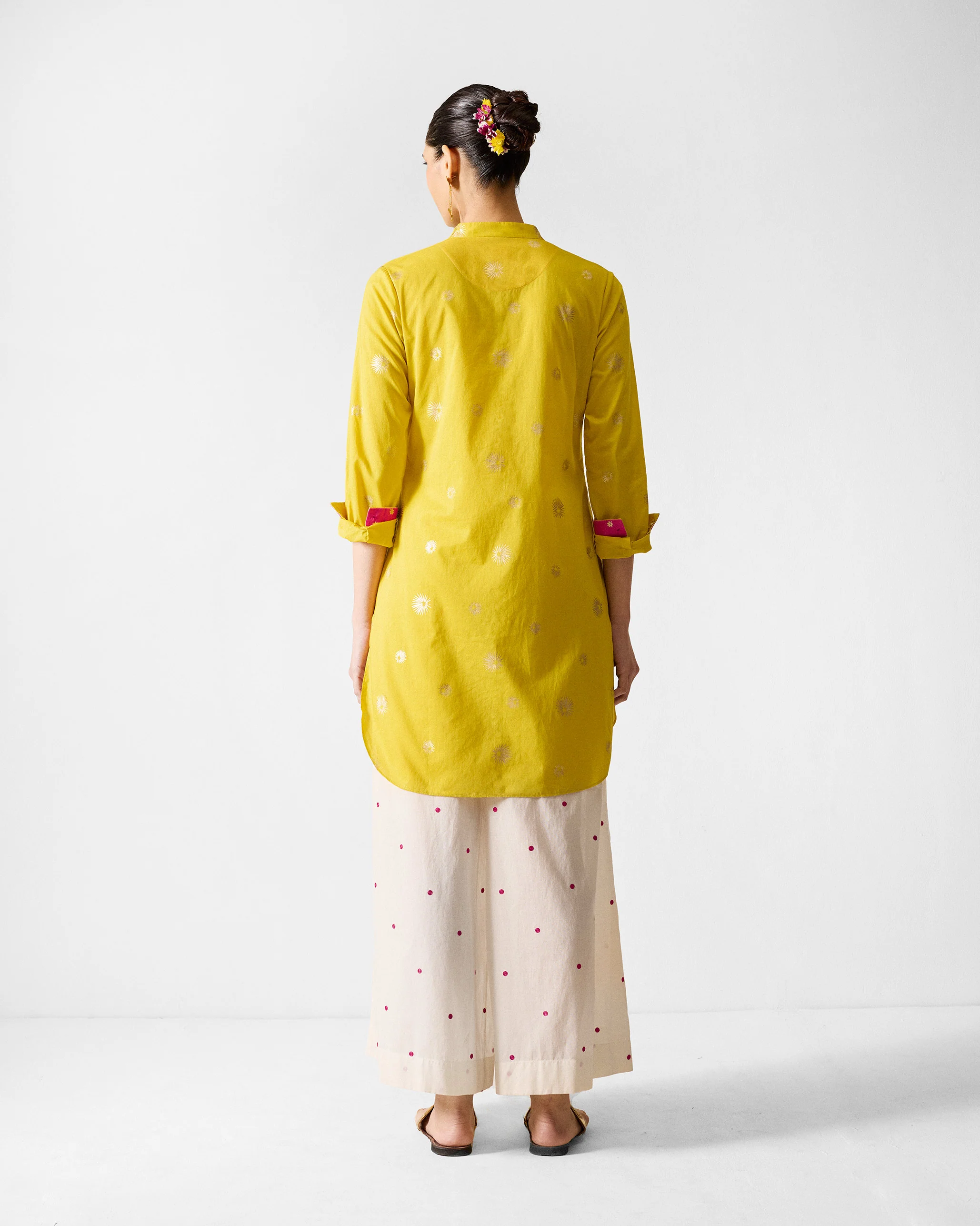 Basic Mid Length Kurta - Chartreuse & Gold Printed - Image 2