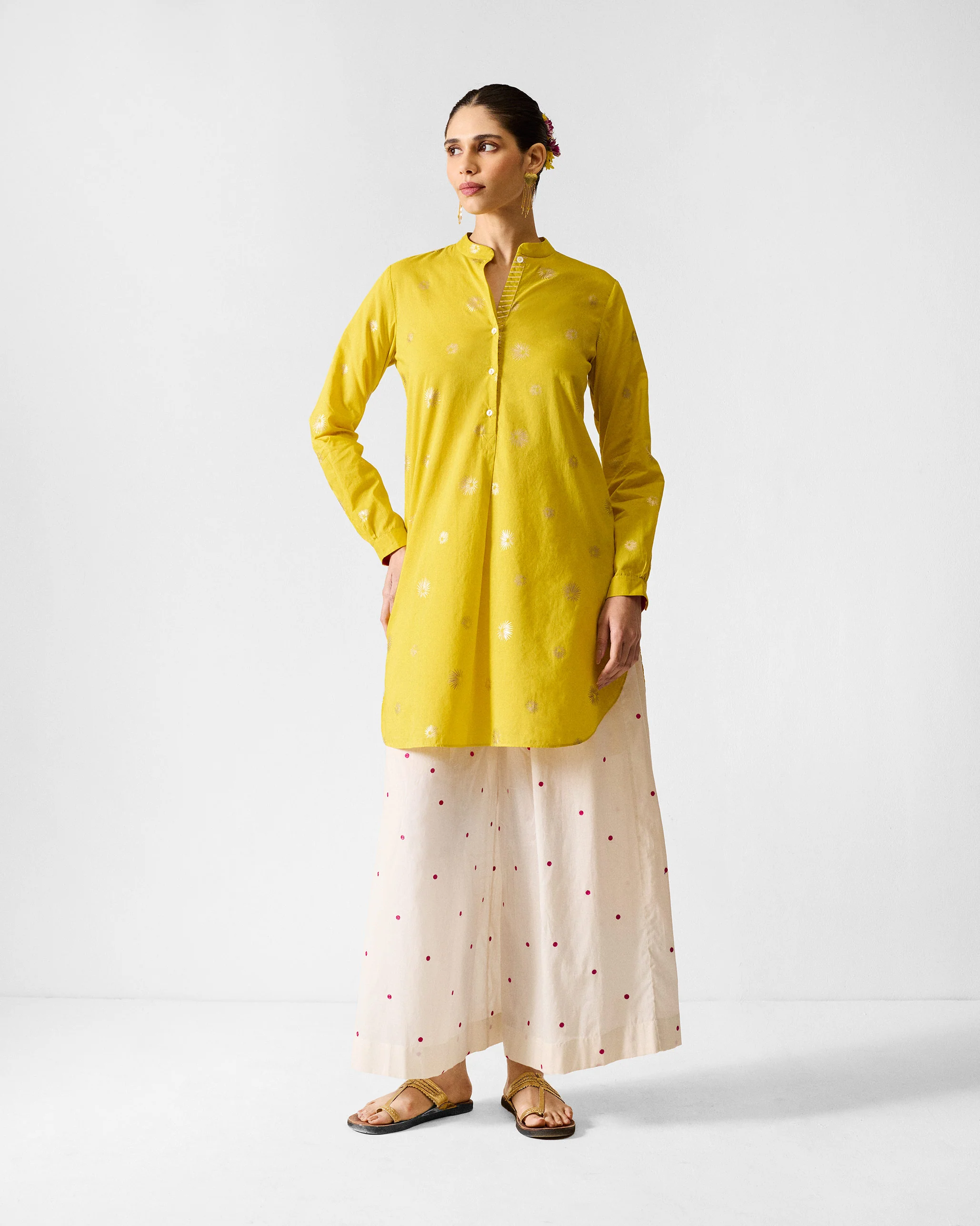 Basic Mid Length Kurta - Chartreuse & Gold Printed - Image 5